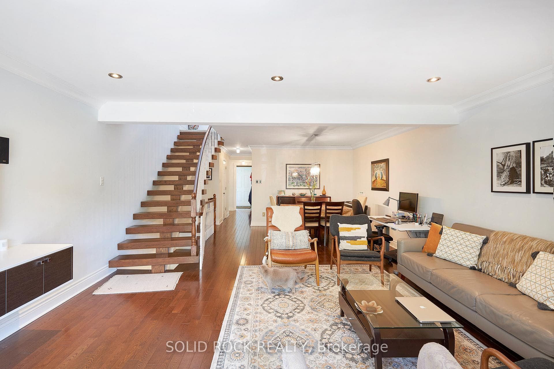 2306 WALSH Avenue photo 16