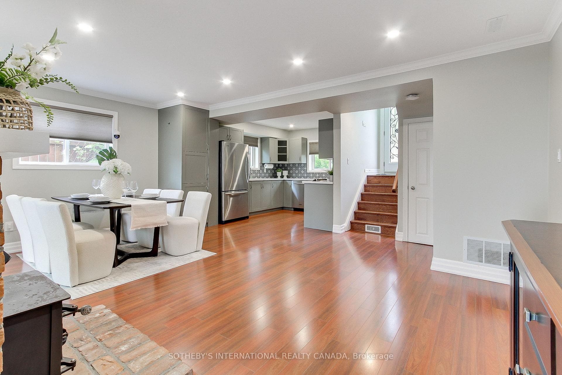781 Stone Street photo 7