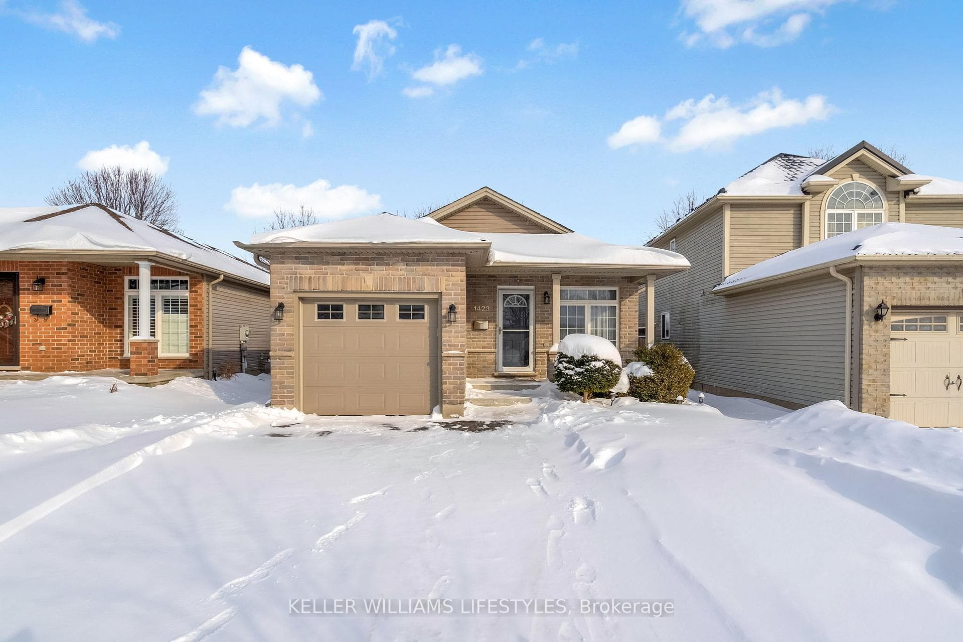 1423 South Wenige Drive photo 1