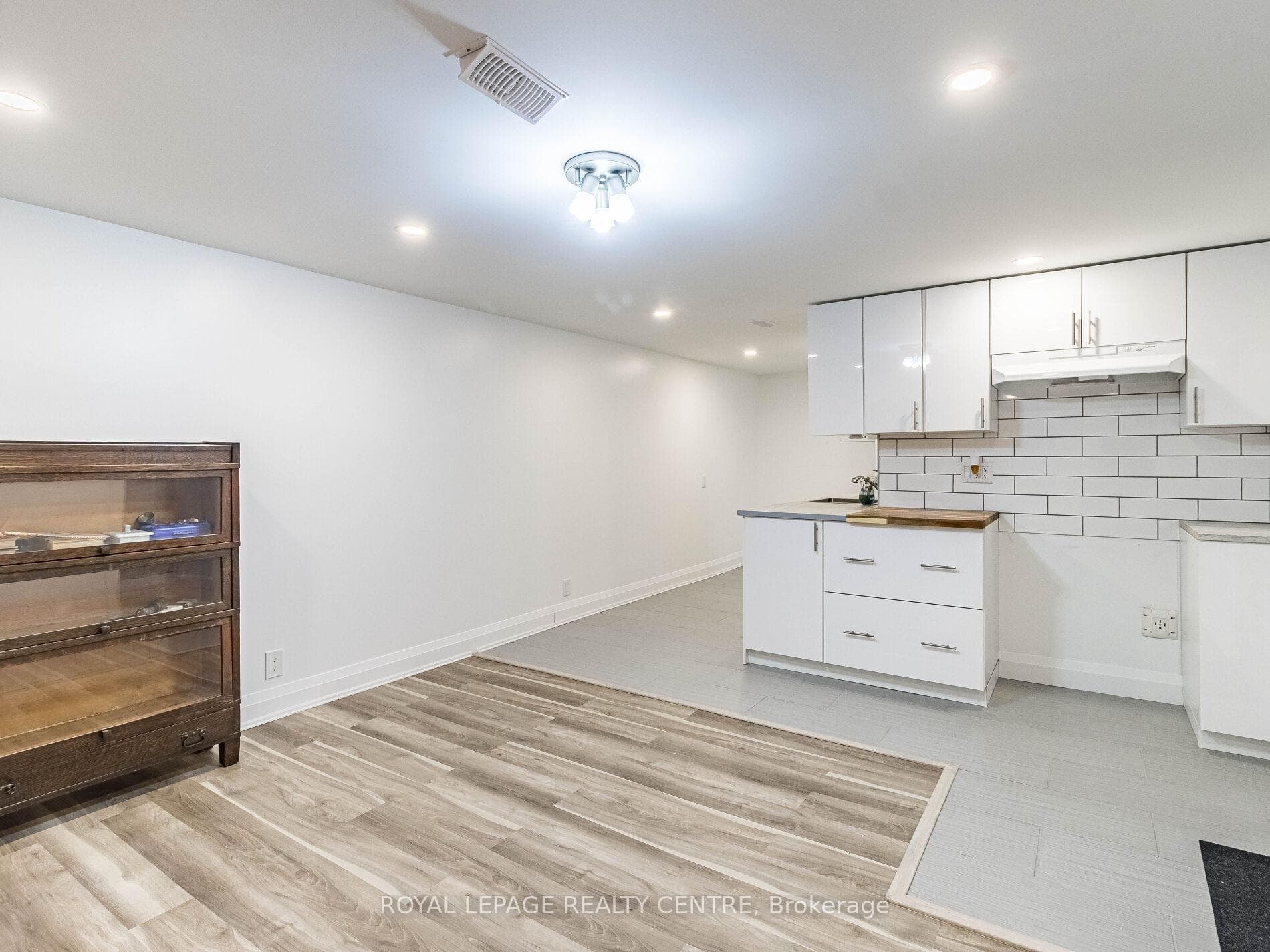 134 Lothian Avenue photo 26