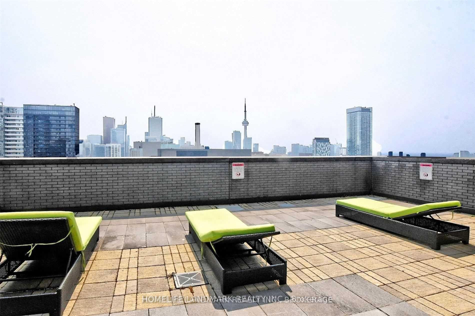 770 Bay Street Unit 2508 photo 16