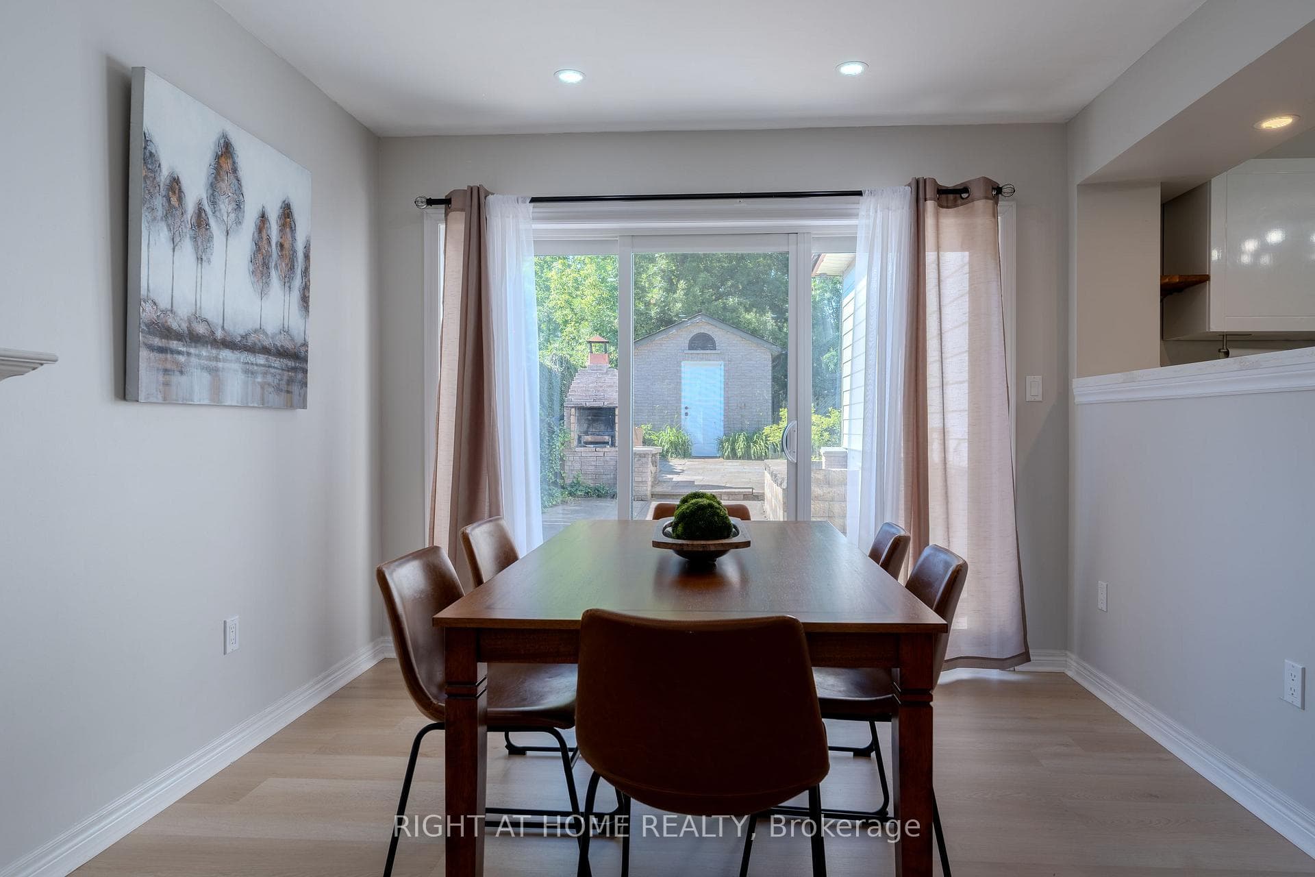80 Chilton Drive photo 16