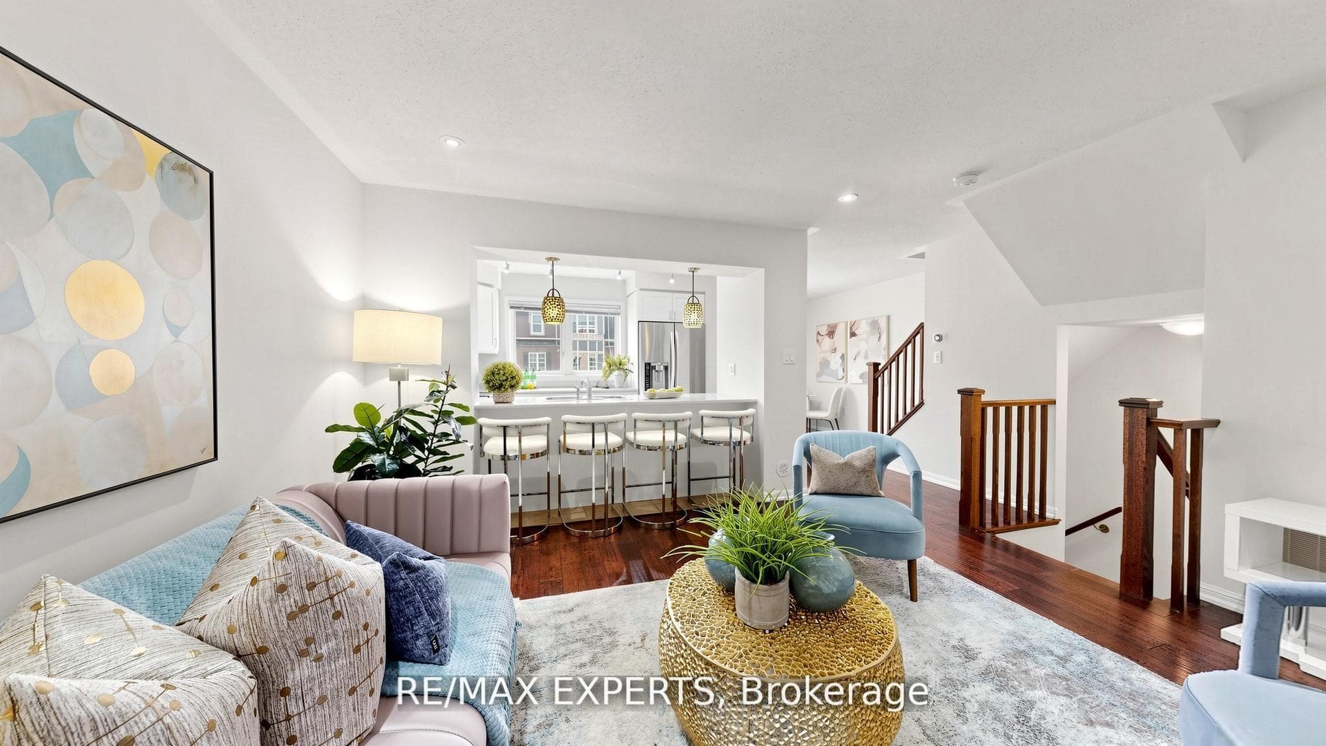 128 Baycliffe Crescent photo 4