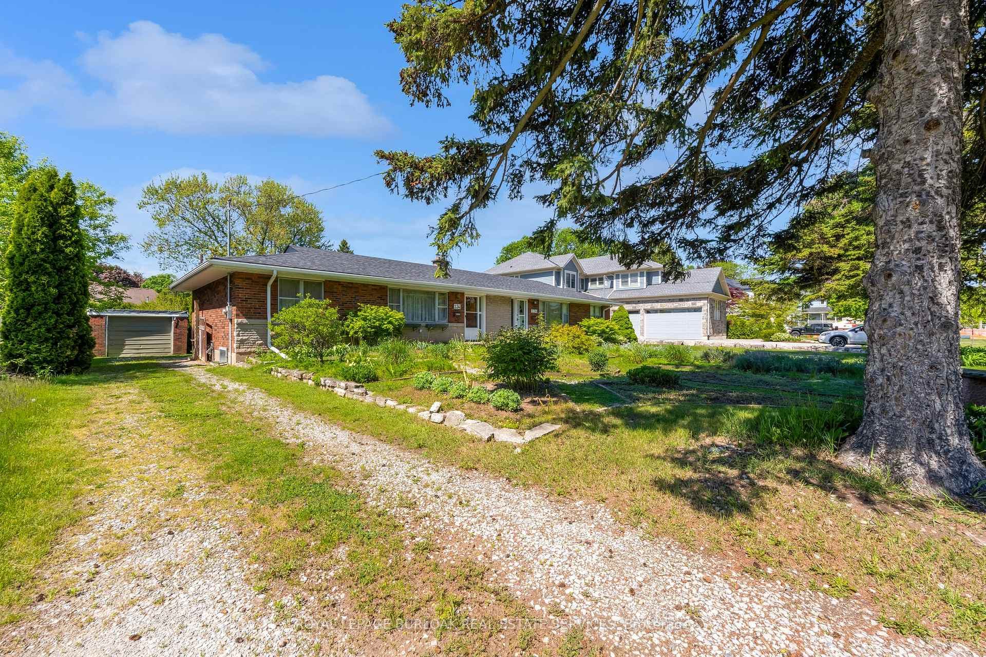 234-236 Pine Cove Road photo 3