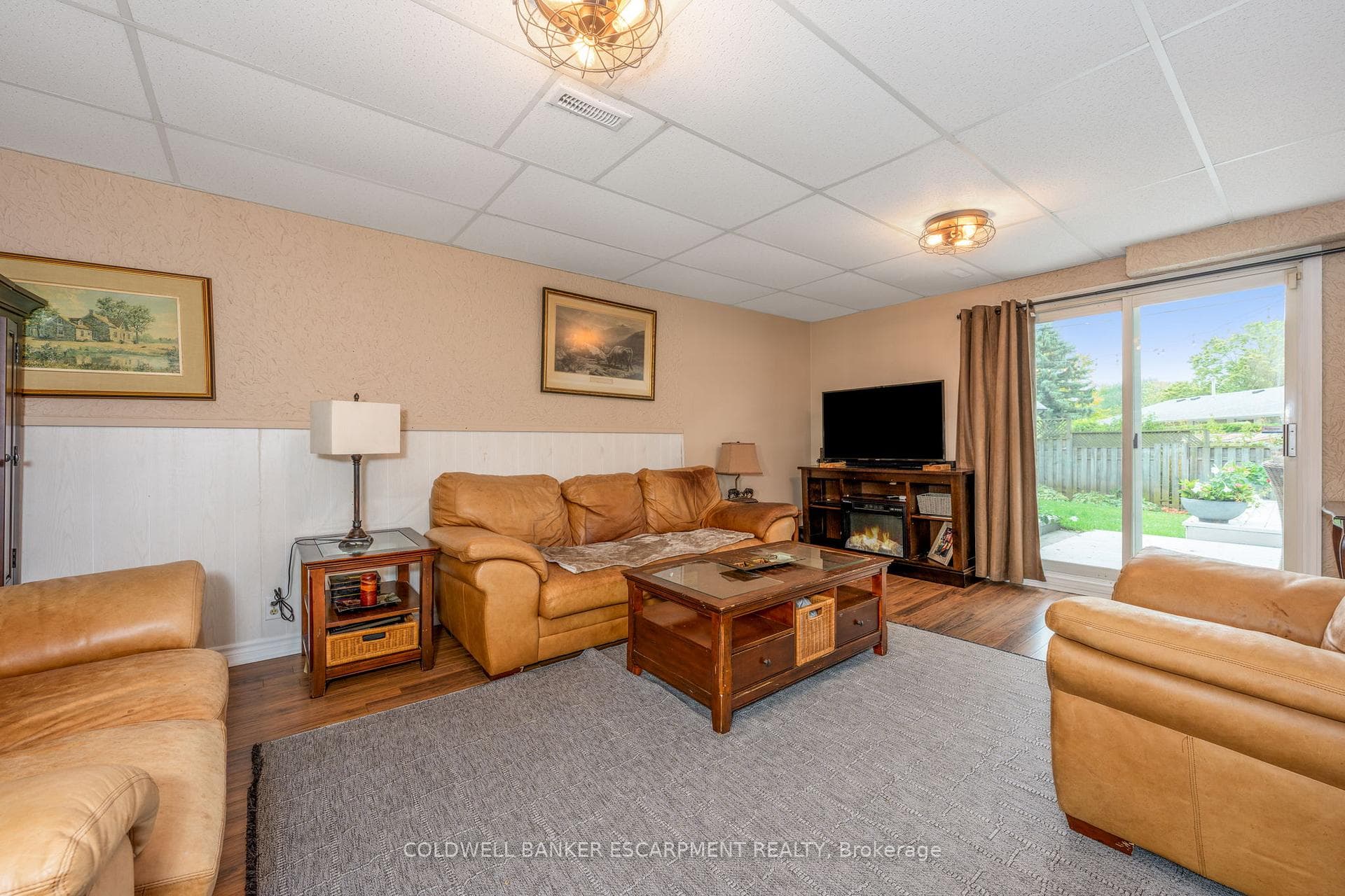 225 Elmore Drive photo 31
