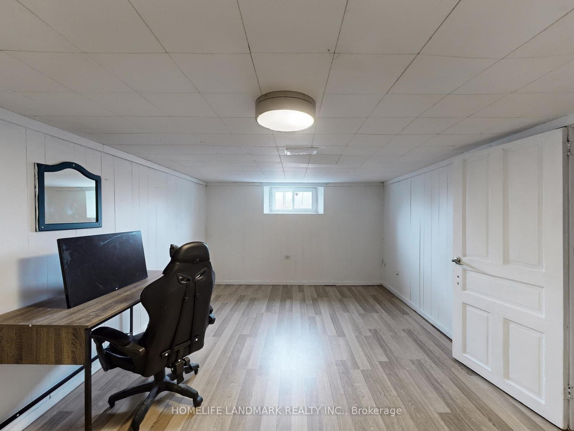 674 Colborne Street photo 17