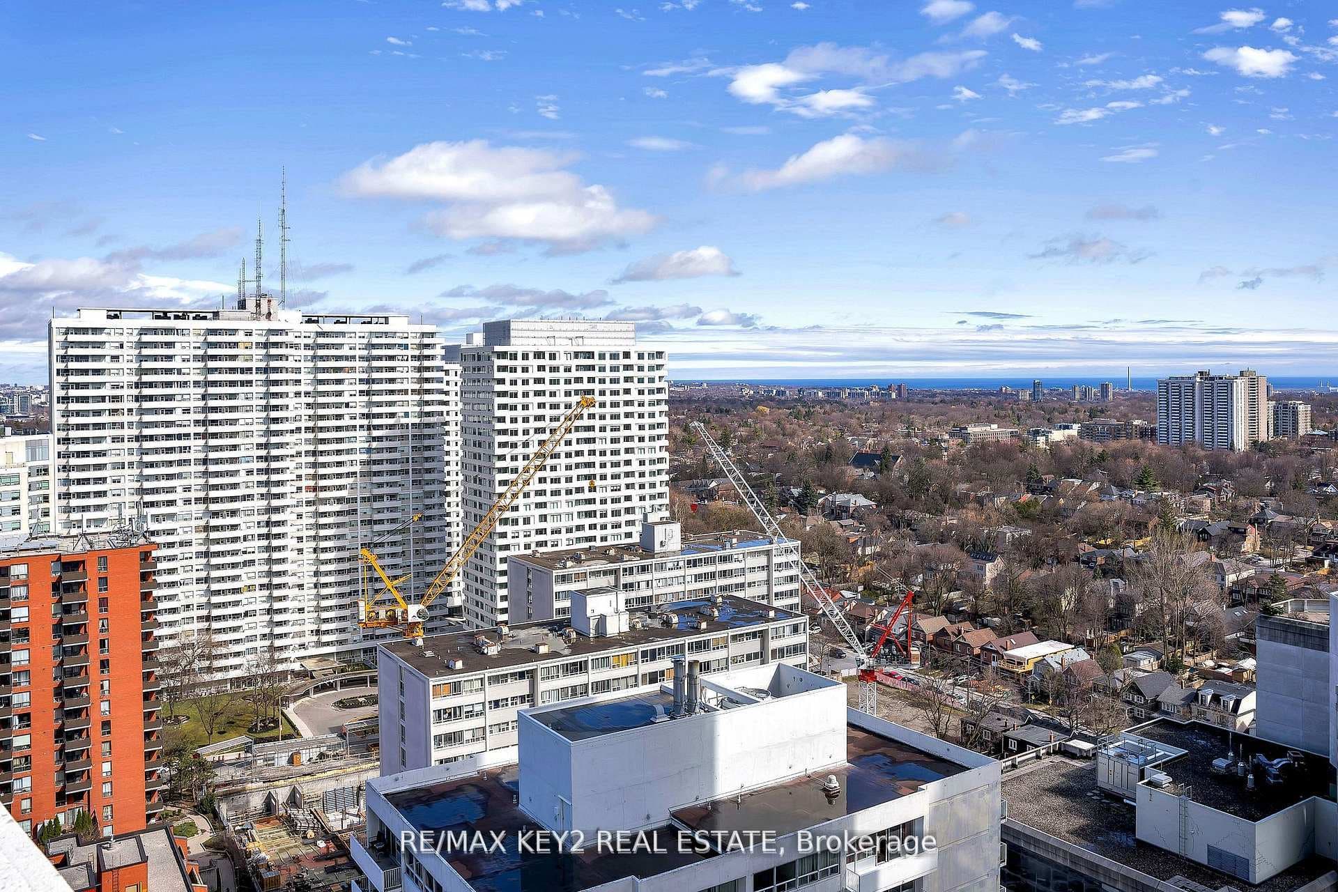 2221 Yonge Street Unit 3402 photo 29