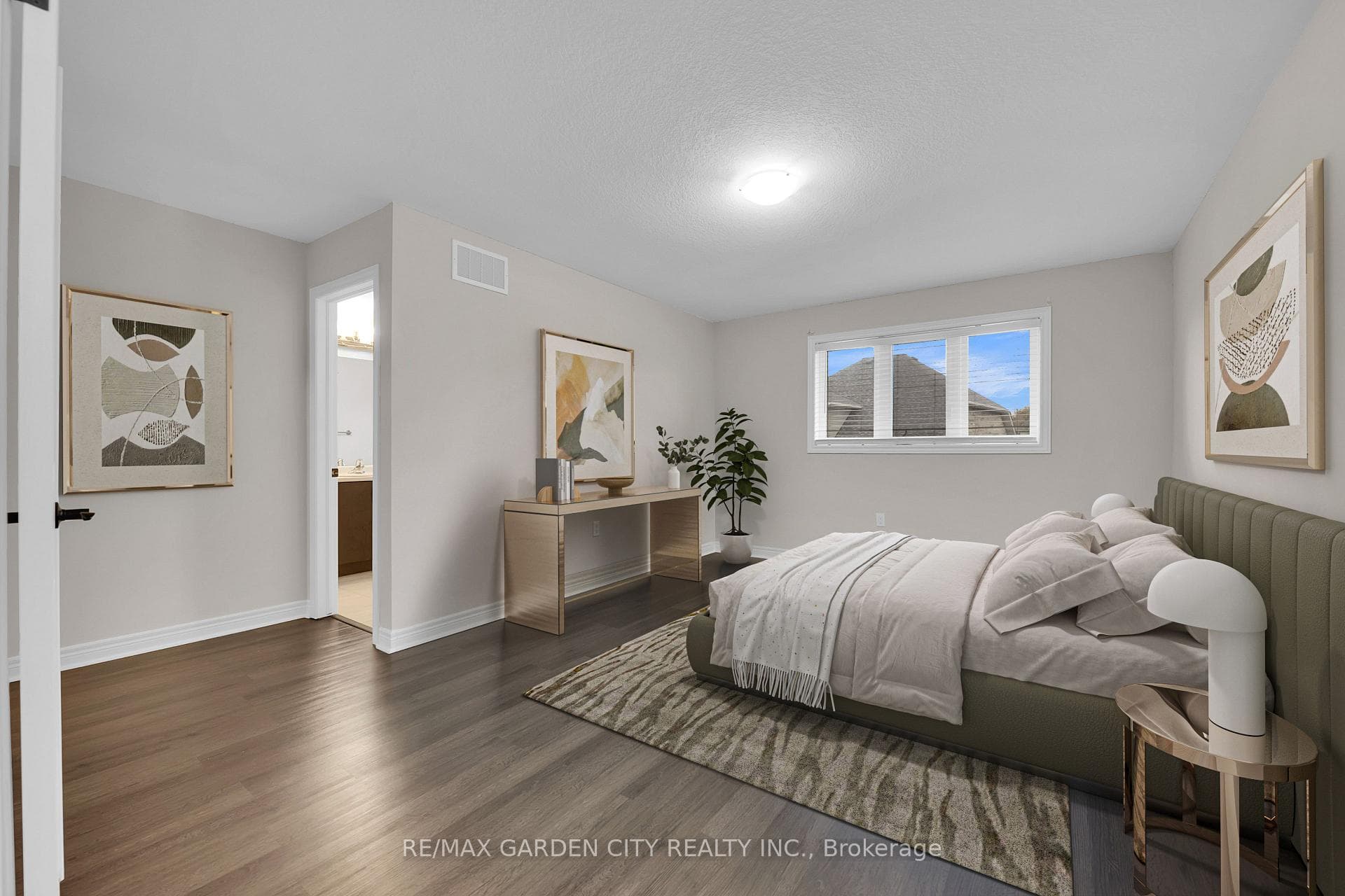 44 Dennis Drive photo 14