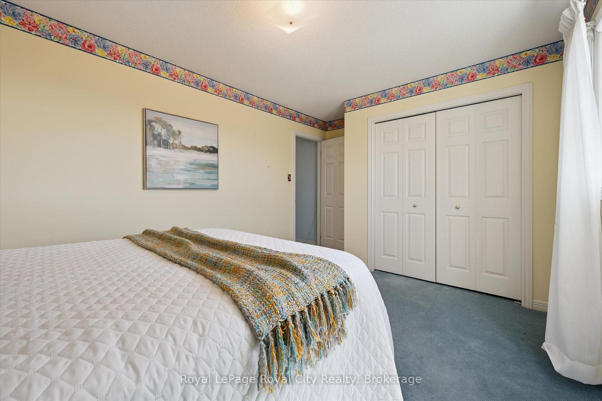 539 Harvey Street photo 27