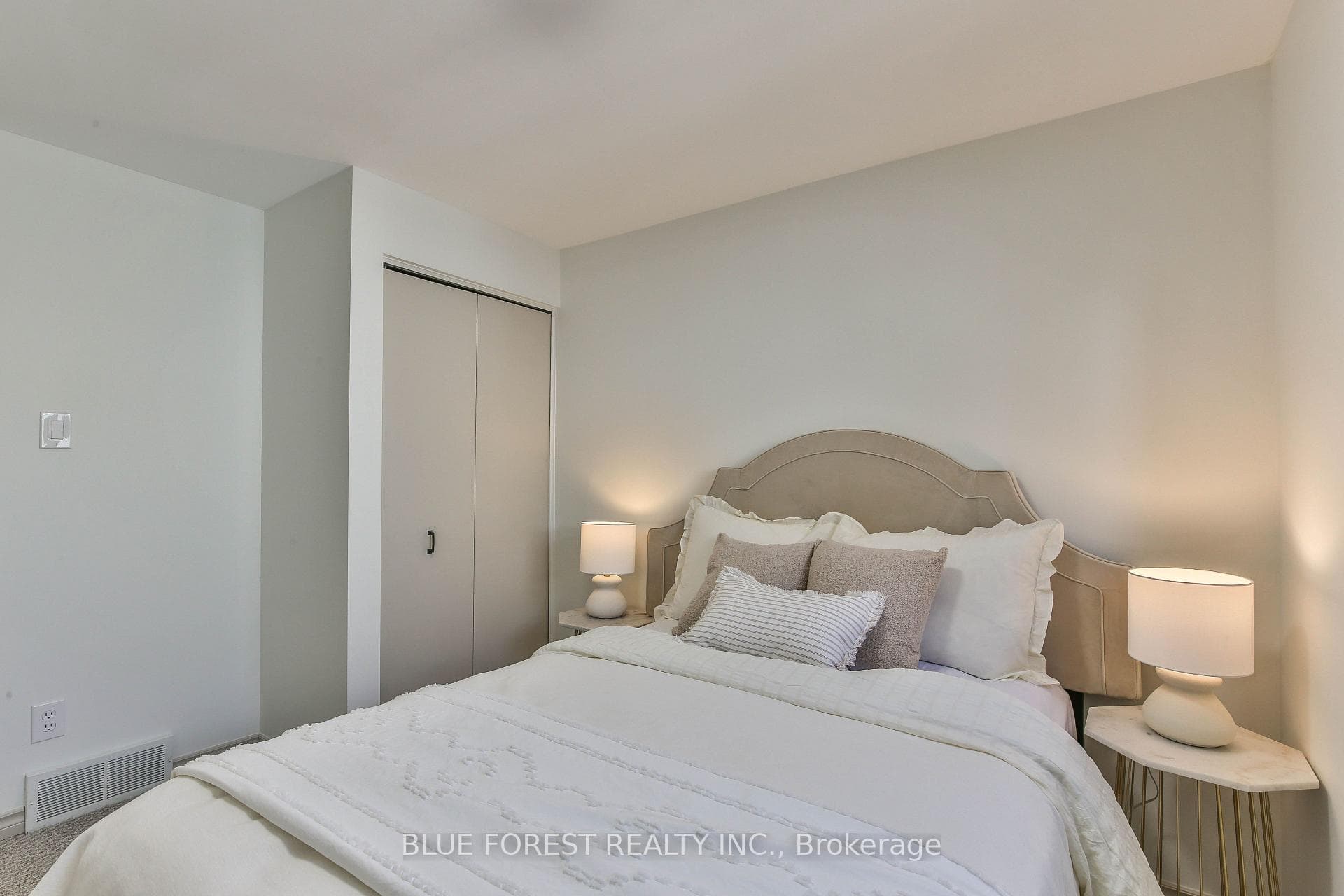 71 Rosamond Crescent photo 20