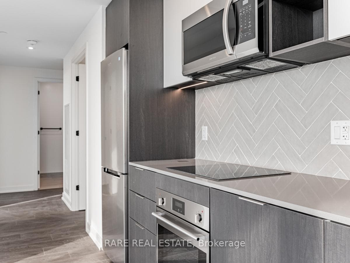 36 Zorra Street Unit 3308 photo 5