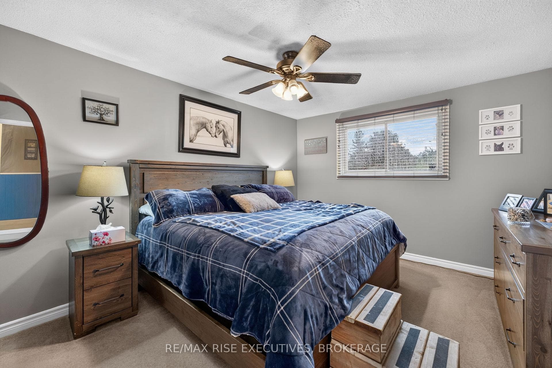 1560 Victoria Street photo 20