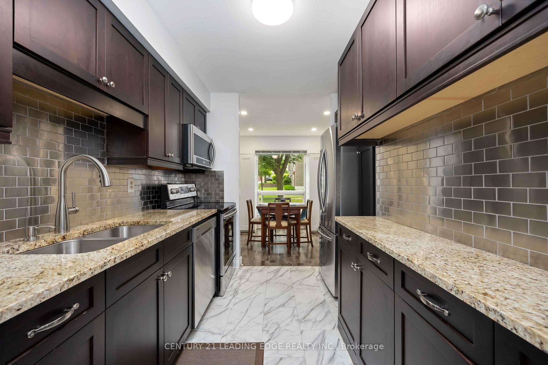 18 Rock Fern Way photo 5