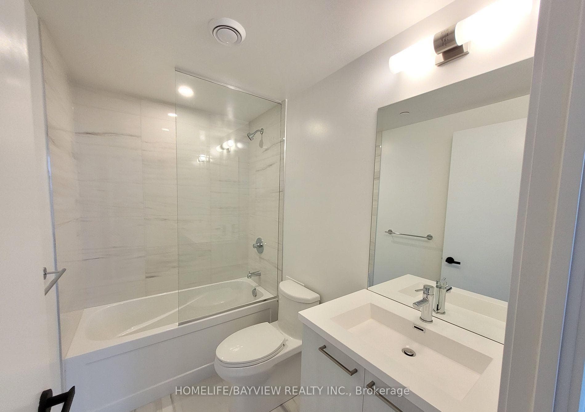 225 Commerce Street Unit 505 photo 5