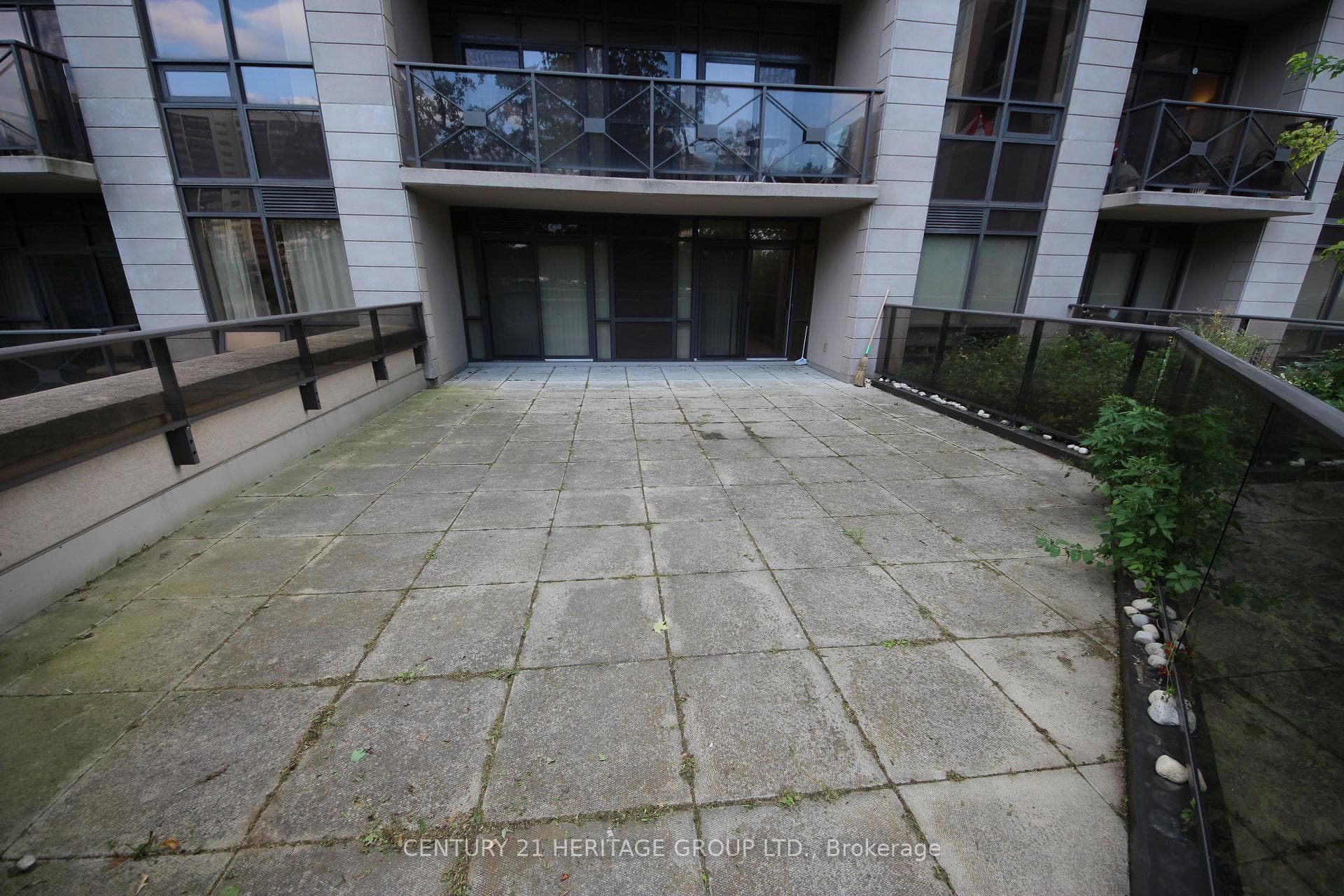 135 Wynford Drive Unit 209 photo 15