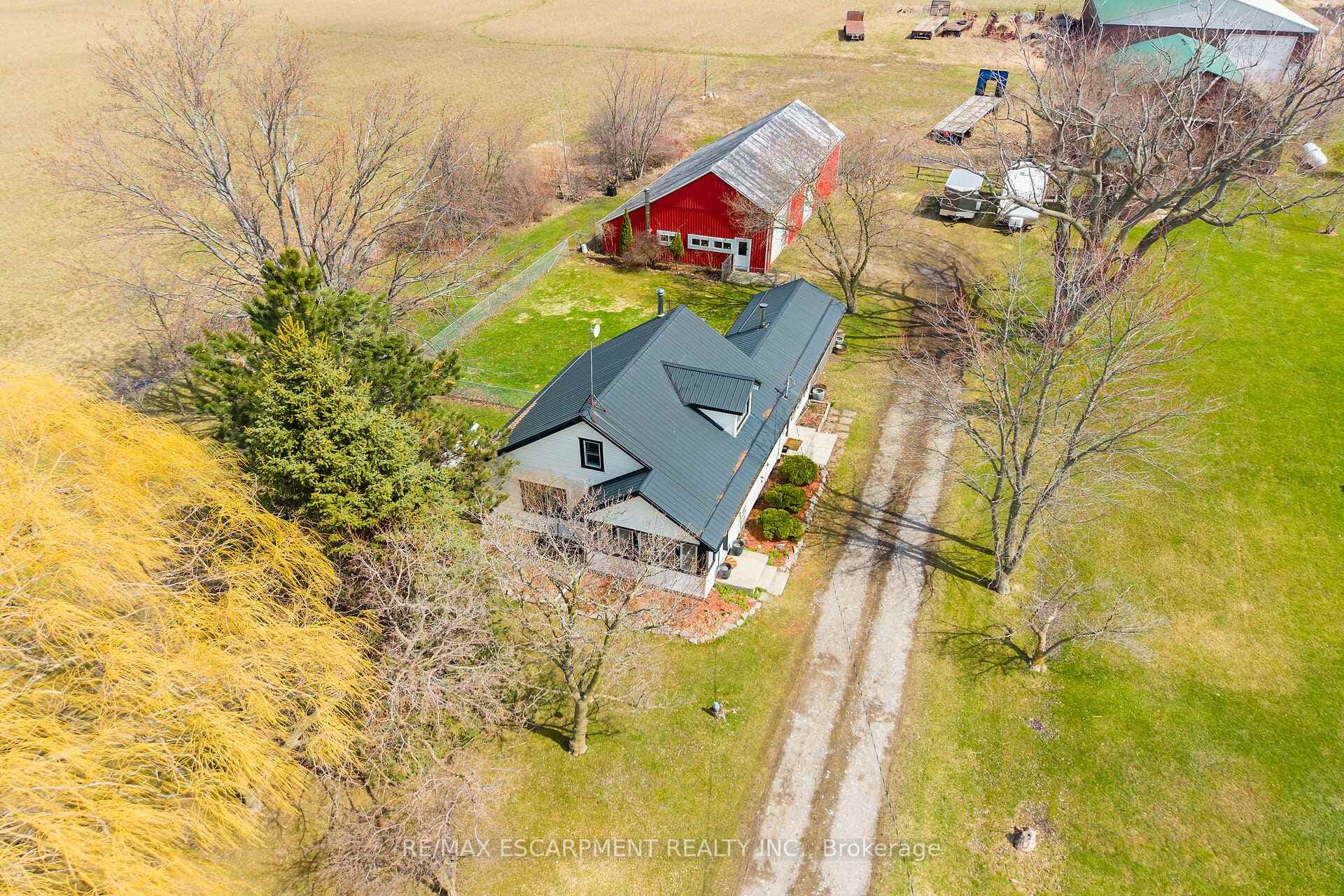 984 CHEAPSIDE Road photo 45