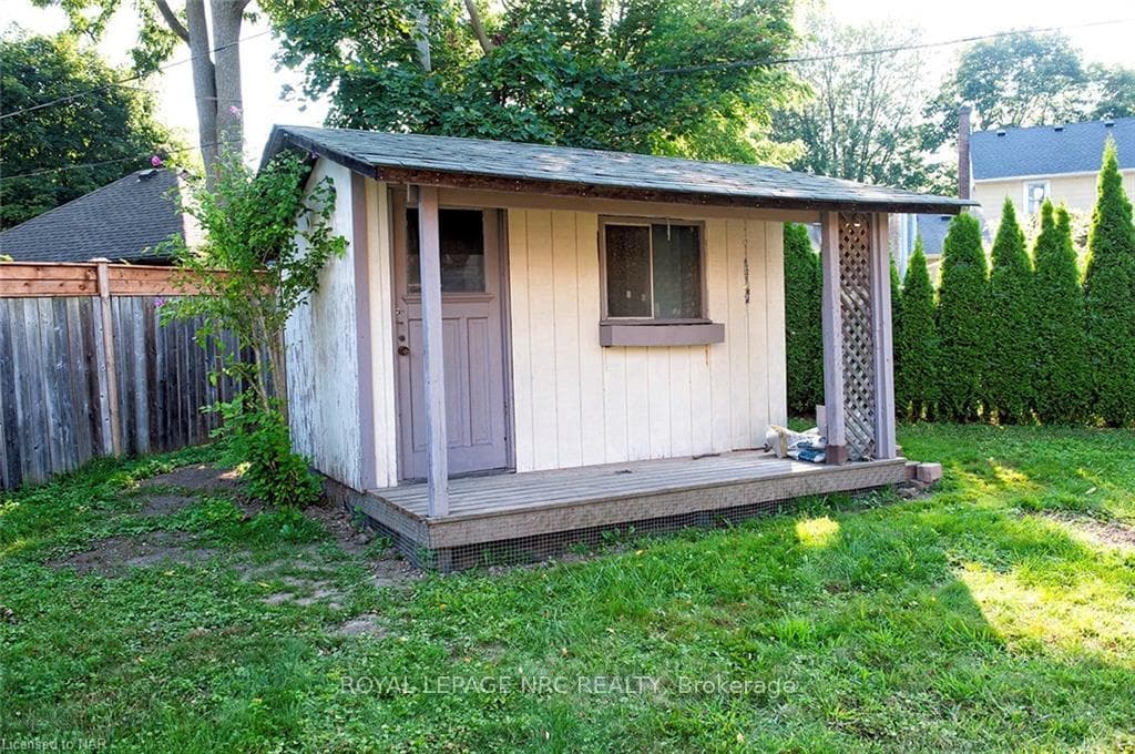 Quaint shed
