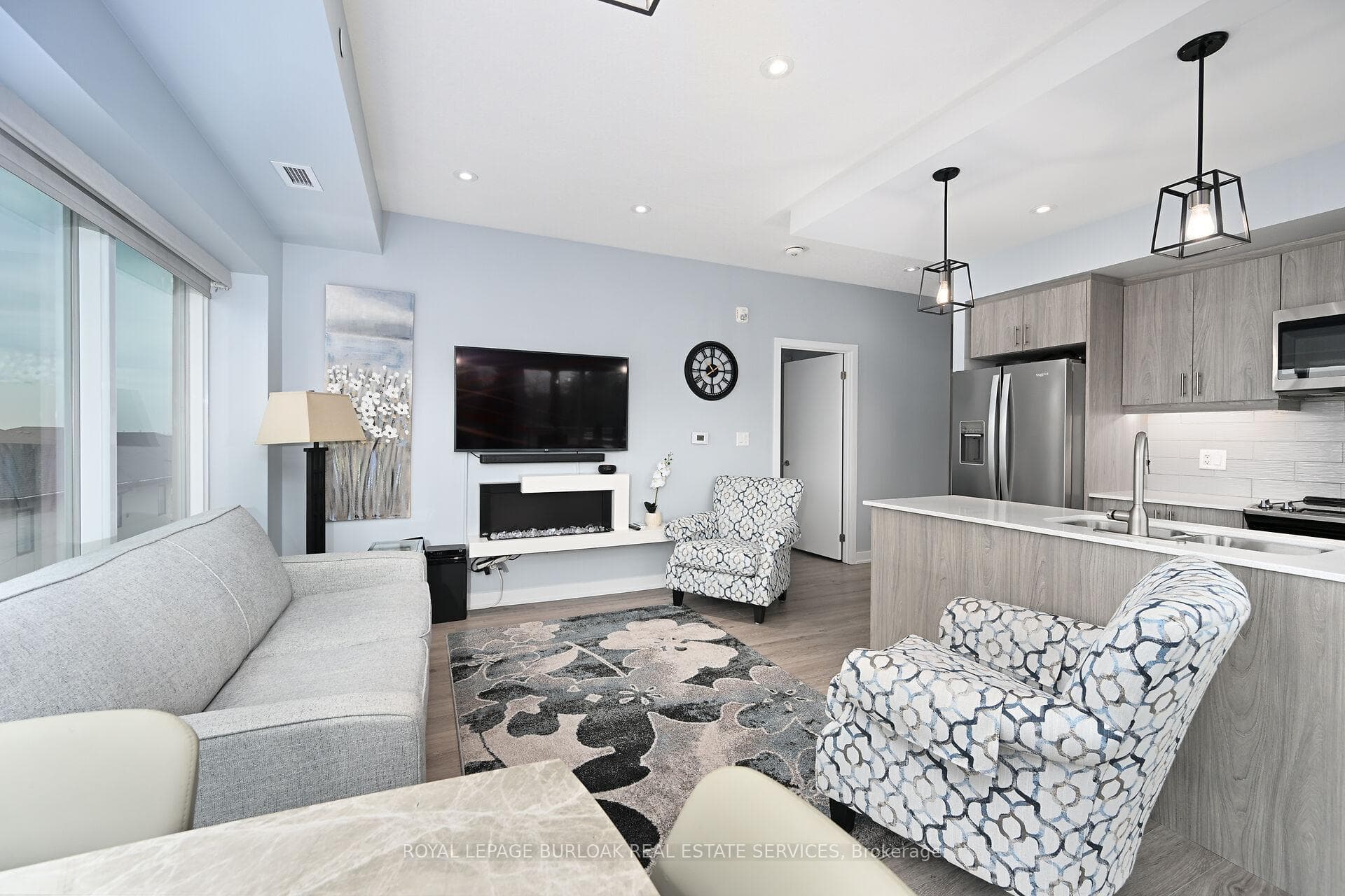 16 Markle Crescent Unit 409 photo 22