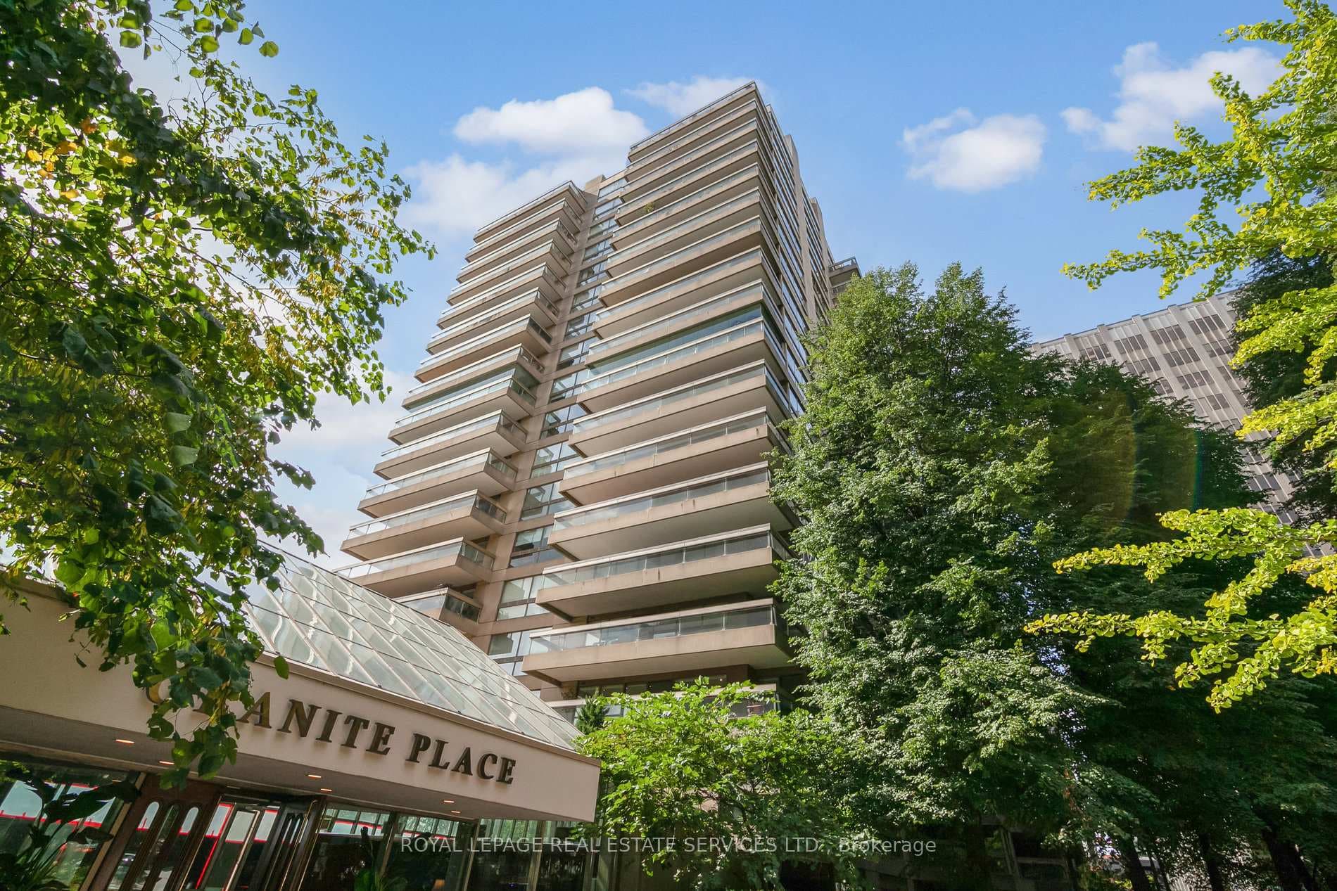 63 St Clair Avenue Unit 501 photo 1
