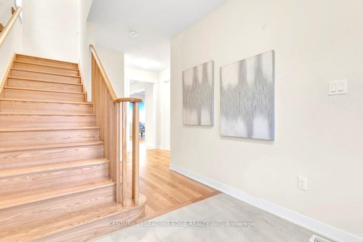 46 Aviron Crescent photo 24