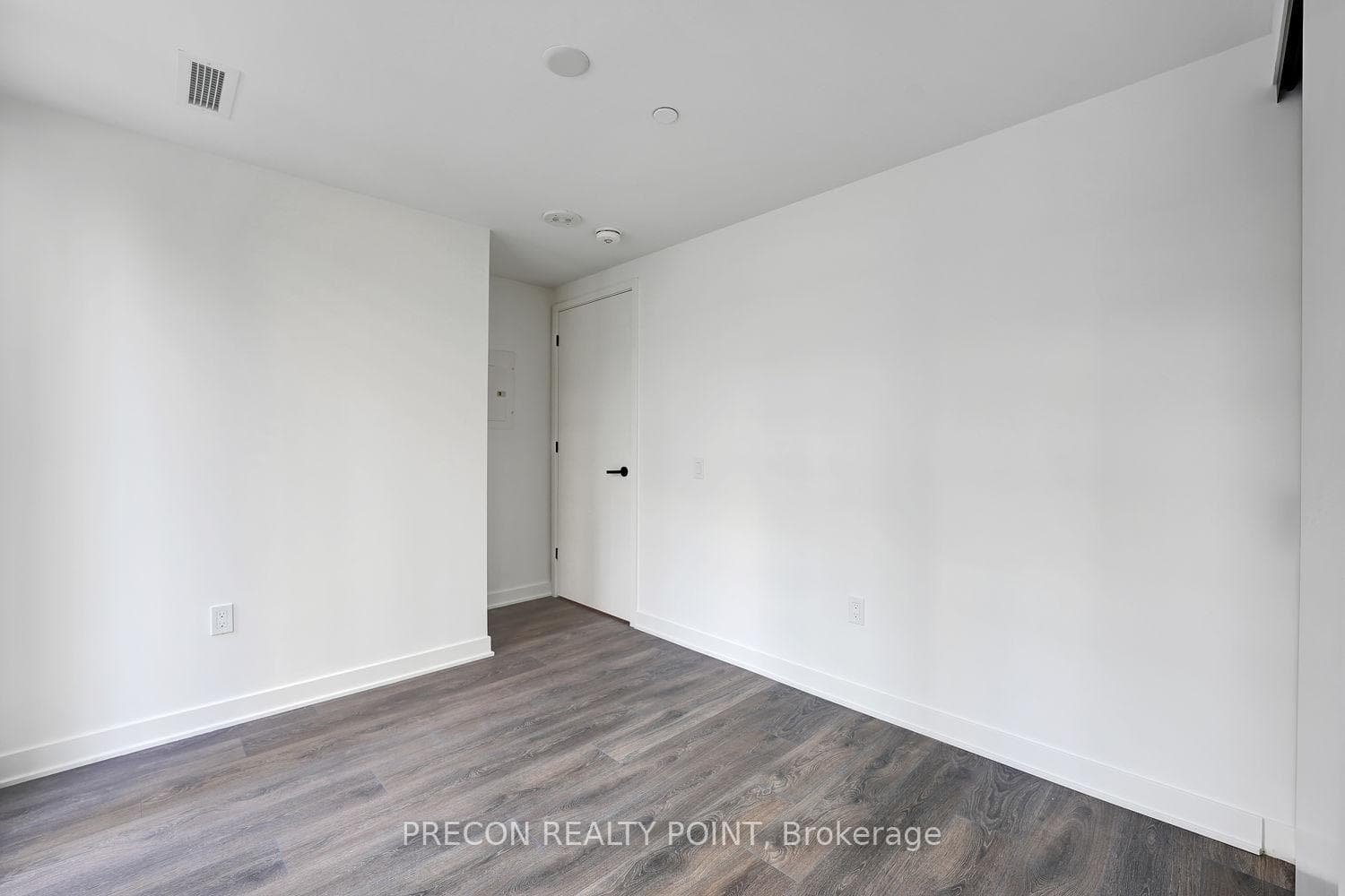 55 Charles Street Unit TH07 photo 17
