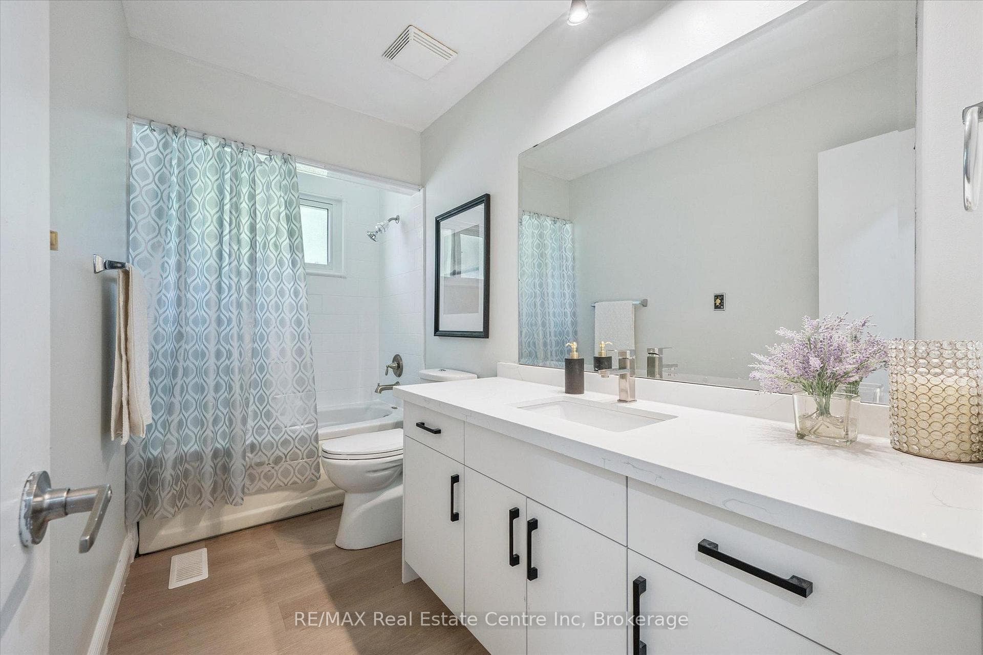 72 Ferndale Avenue photo 10