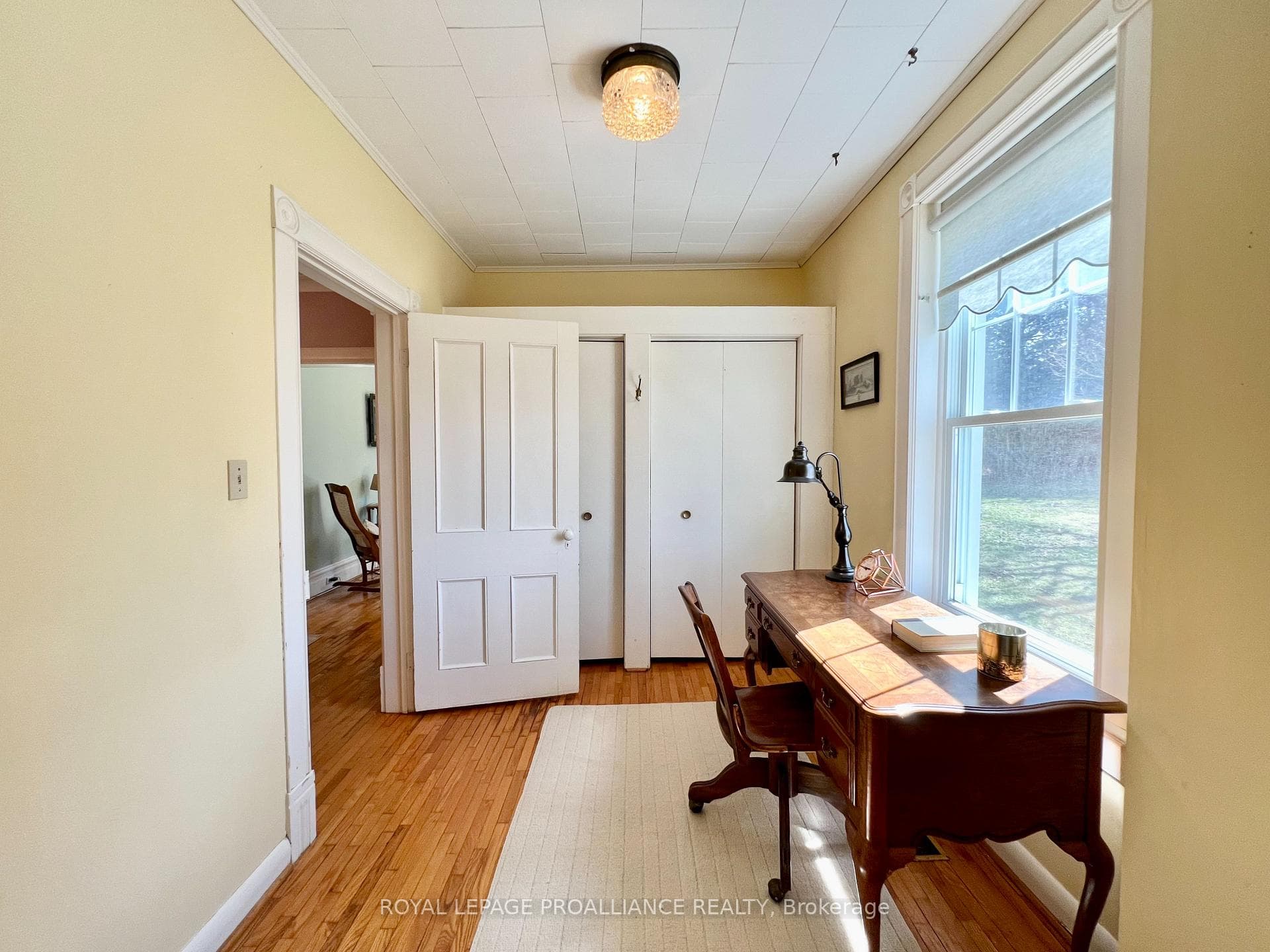 2035 Shannon Road photo 8