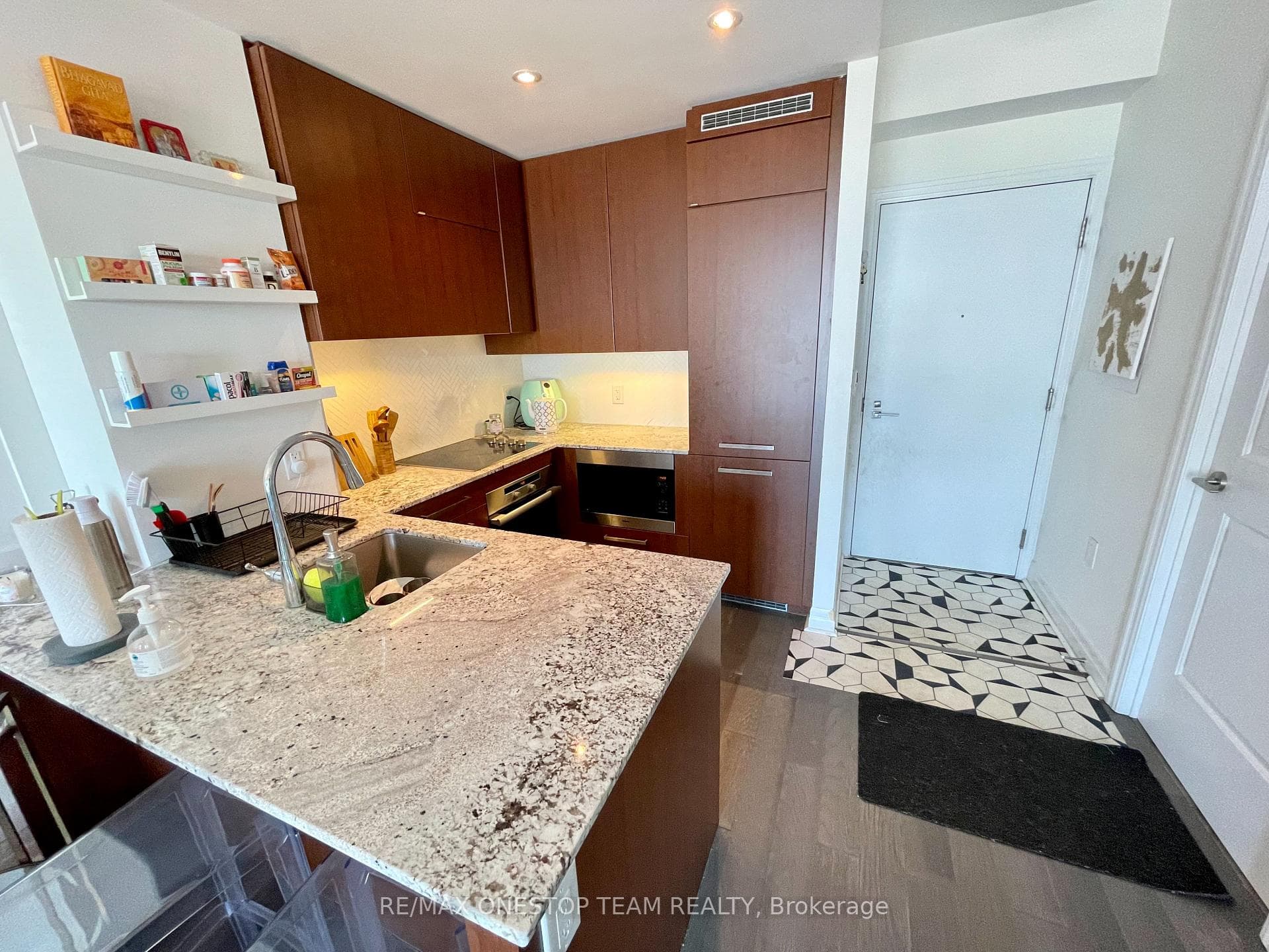 8 The Esplanade N/A Unit 5209 photo 10
