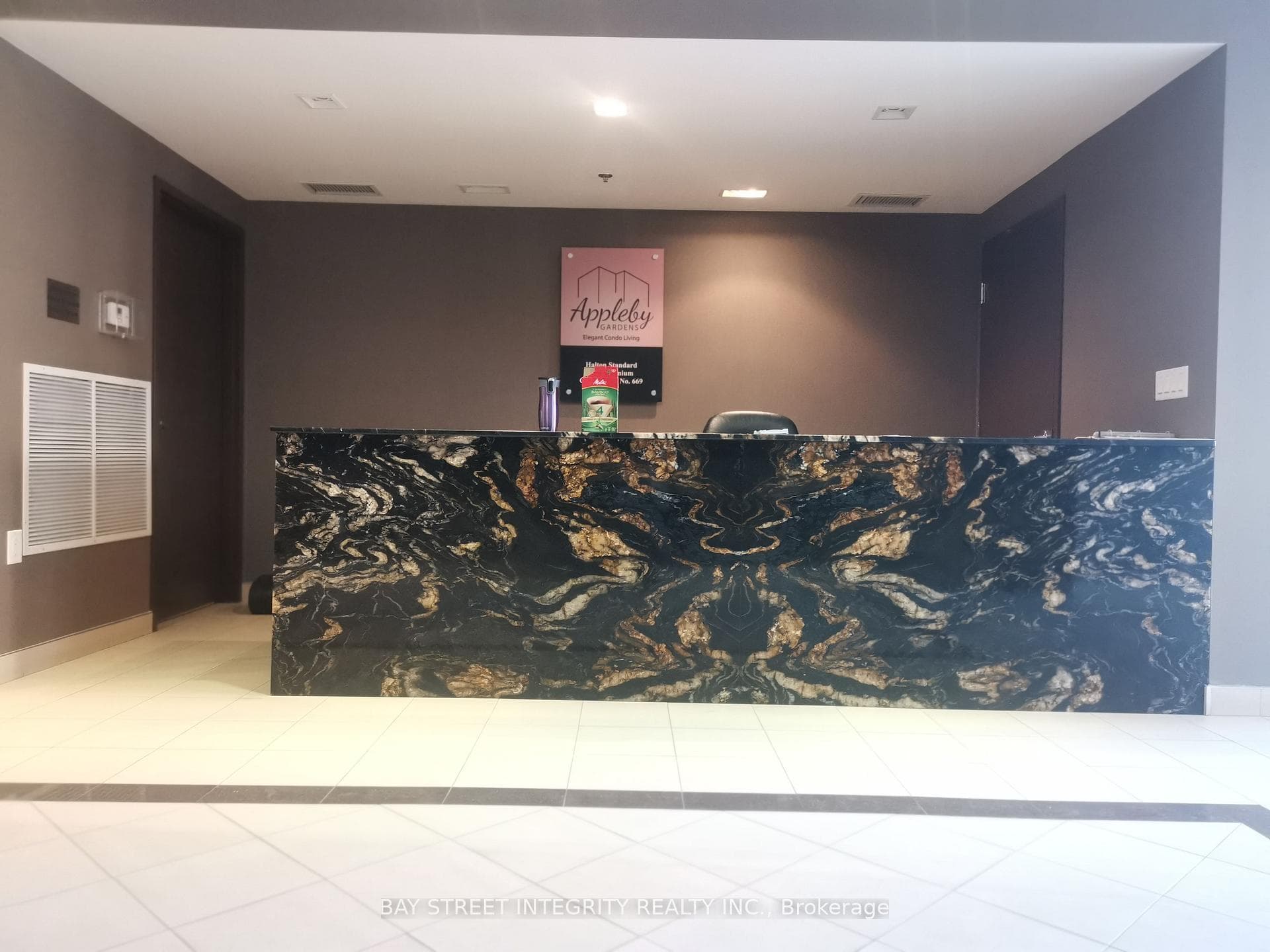 5001 Corporate Drive Unit 507 photo 4