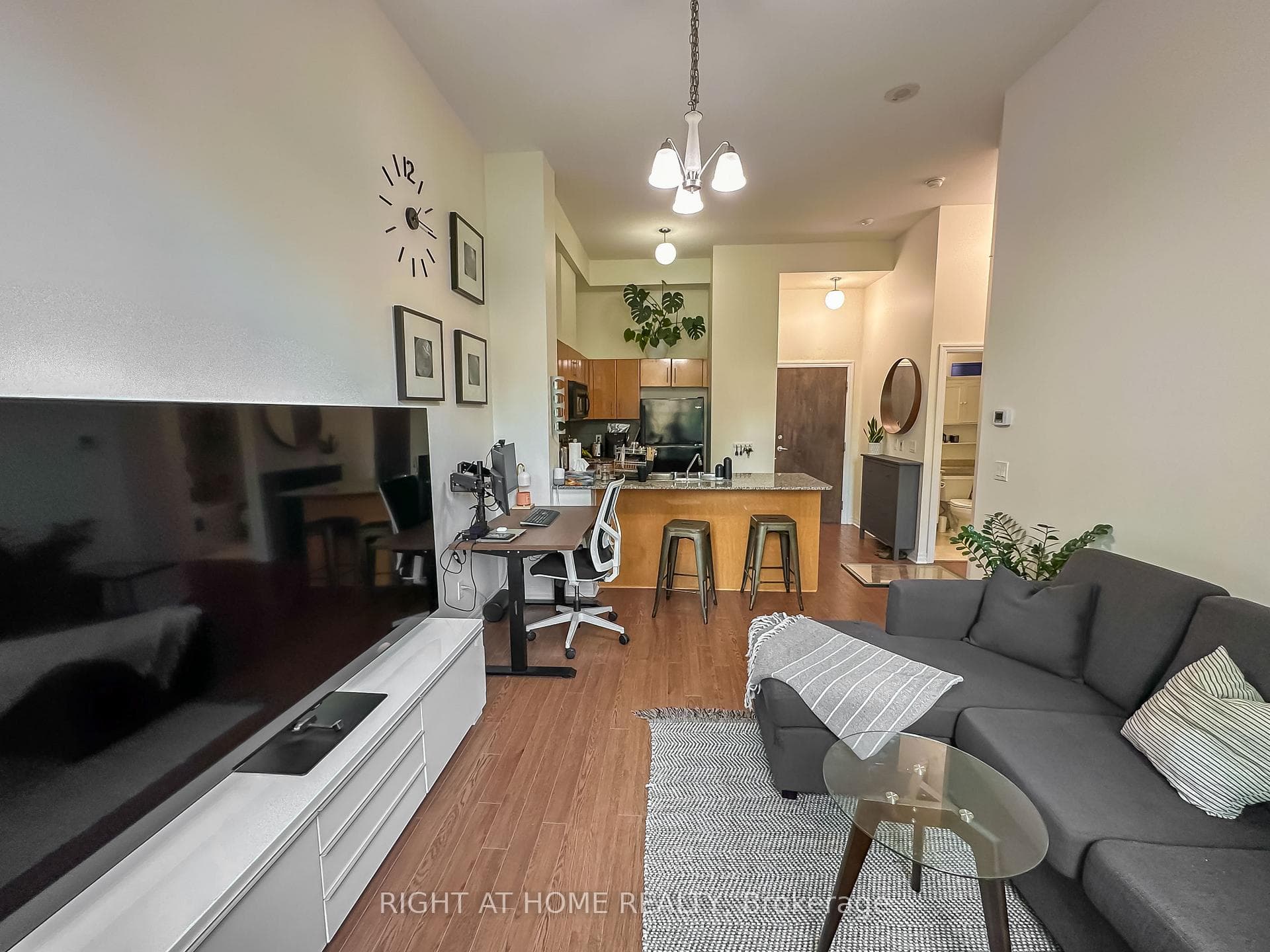 Living / Dining Room