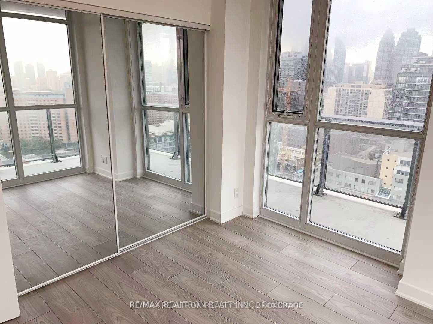 120 Parliament Street Unit 1802 photo 5