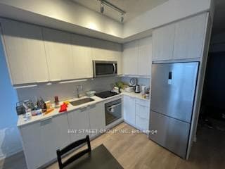 36 Forest Manor Road Unit 1006 photo 6