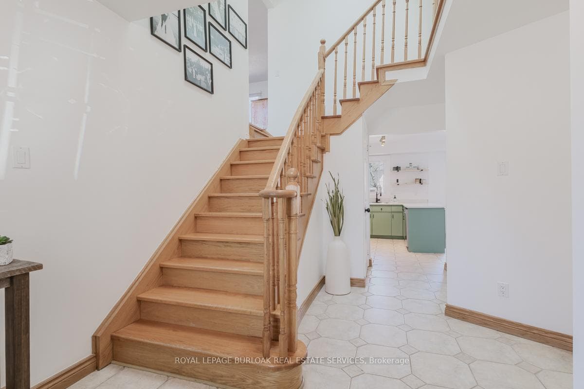 2155 Duncaster Drive Unit 21 photo 3