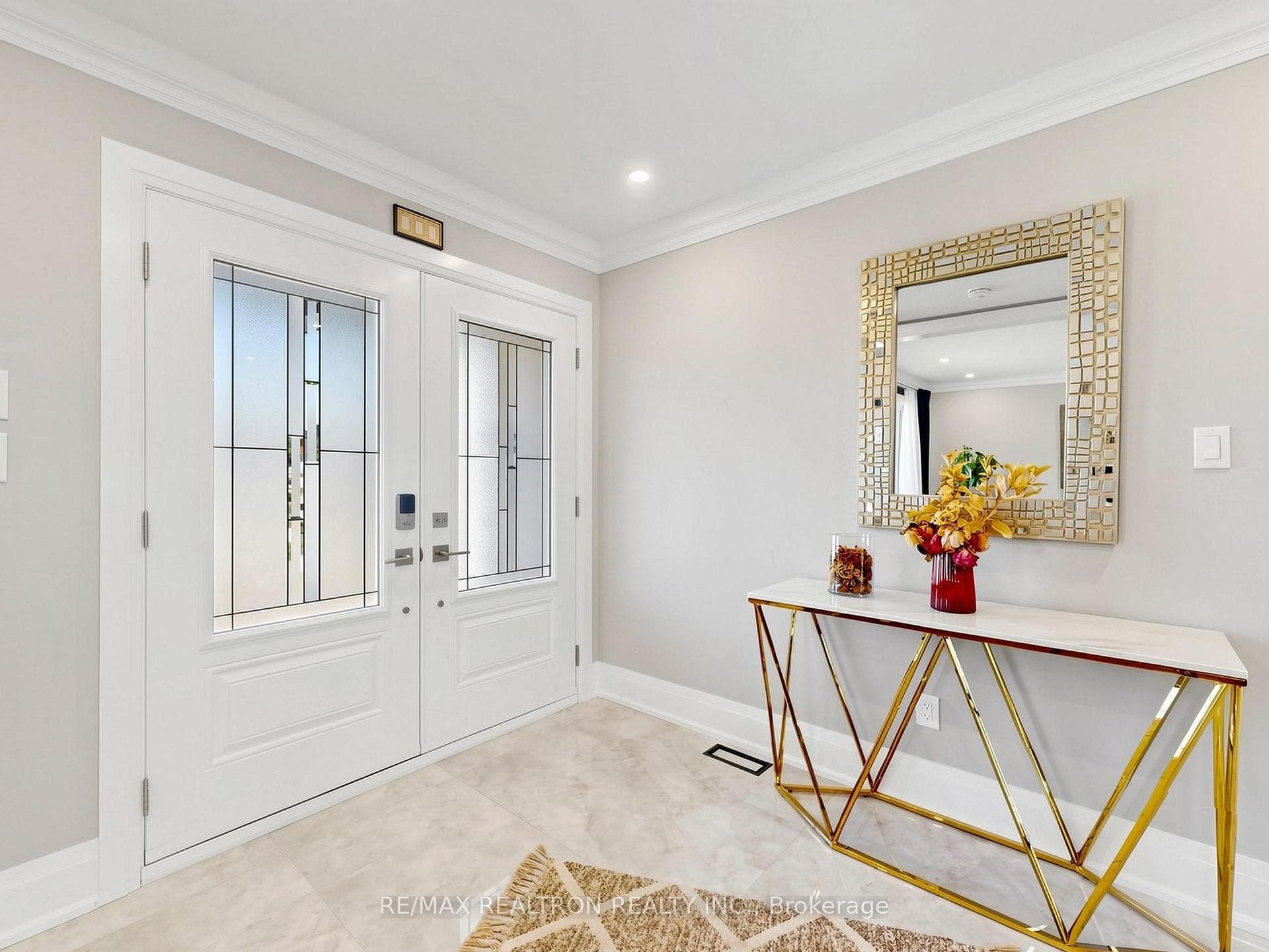 132 Stilecroft Drive photo 16