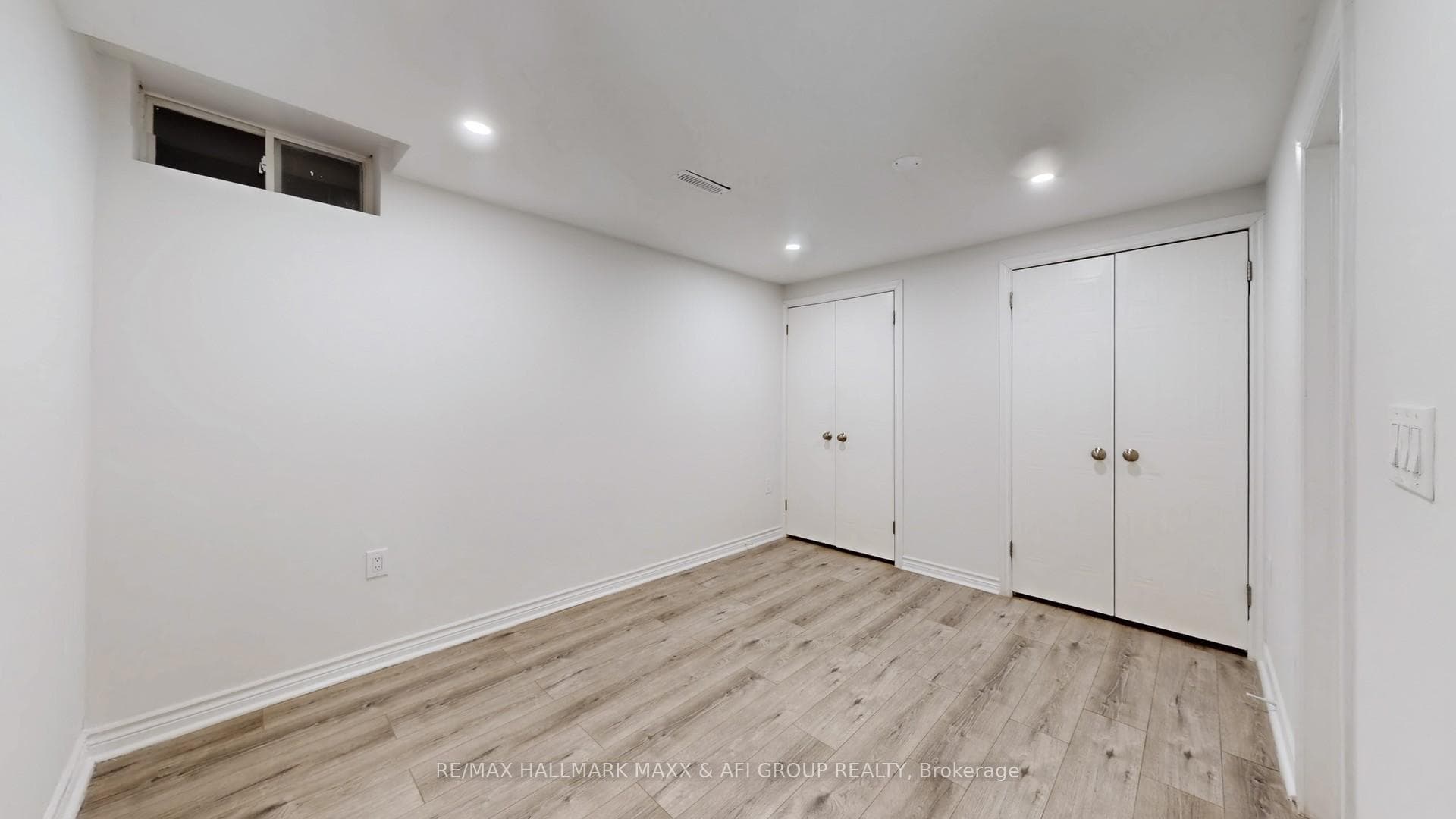 719 Shanahan Boulevard Unit Basement B photo 21