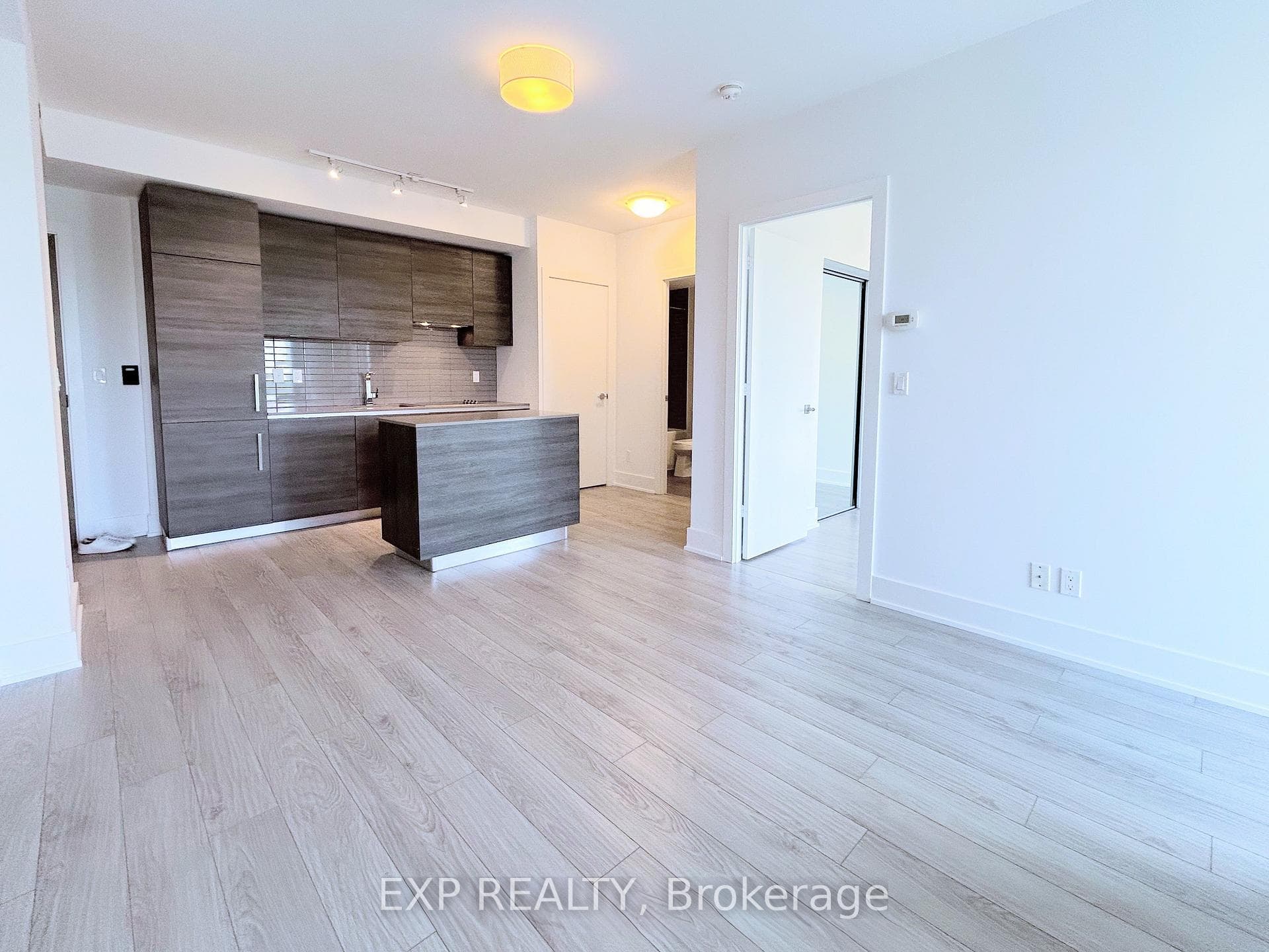 200 Bloor Street Unit 1208 photo 6