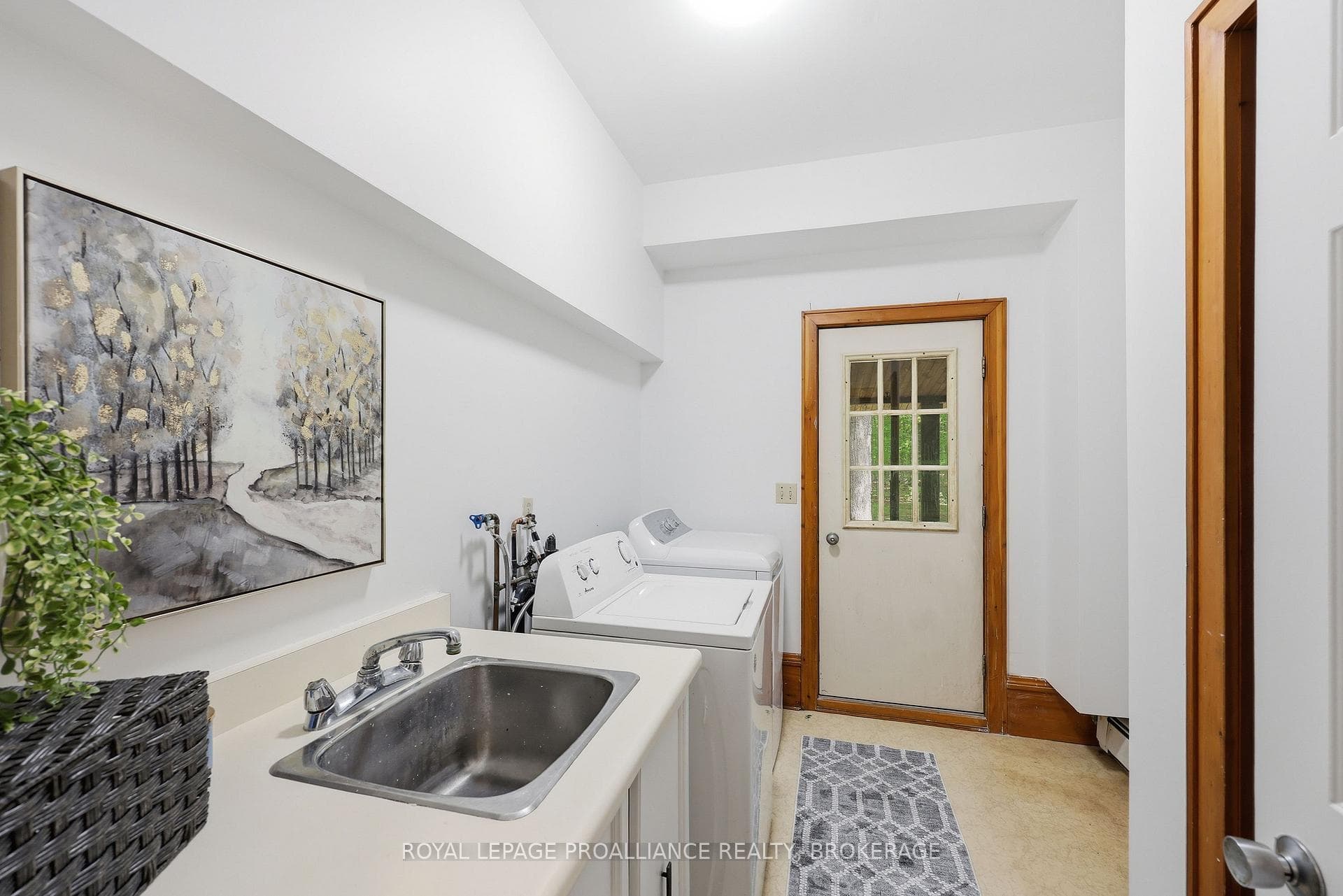3733 Jamieson Road photo 25