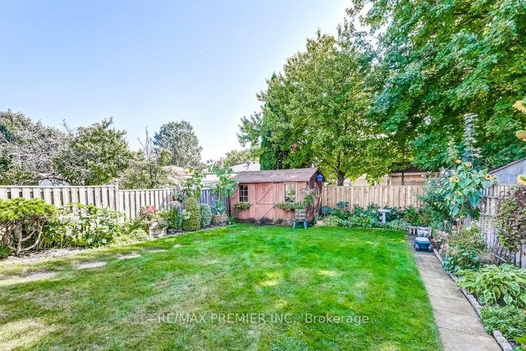 2360 Whaley Drive photo 35