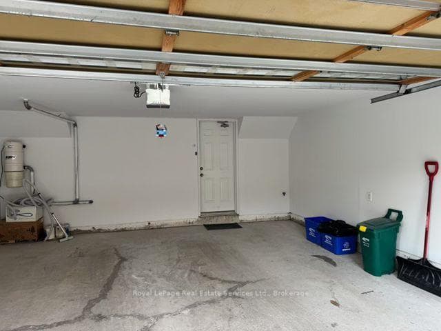 97 Georgian Drive Unit 27 photo 16