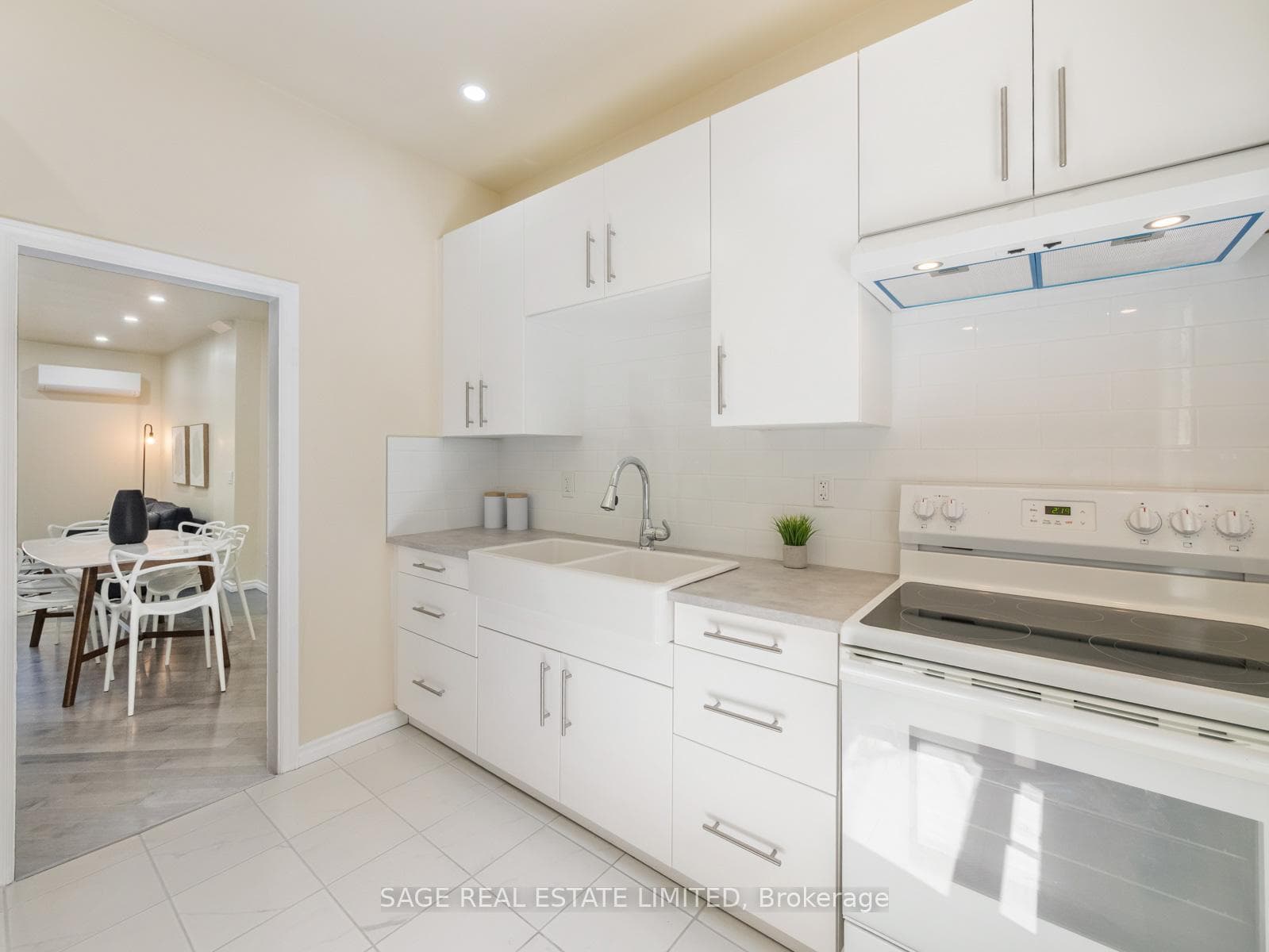 7 Percy Street photo 9