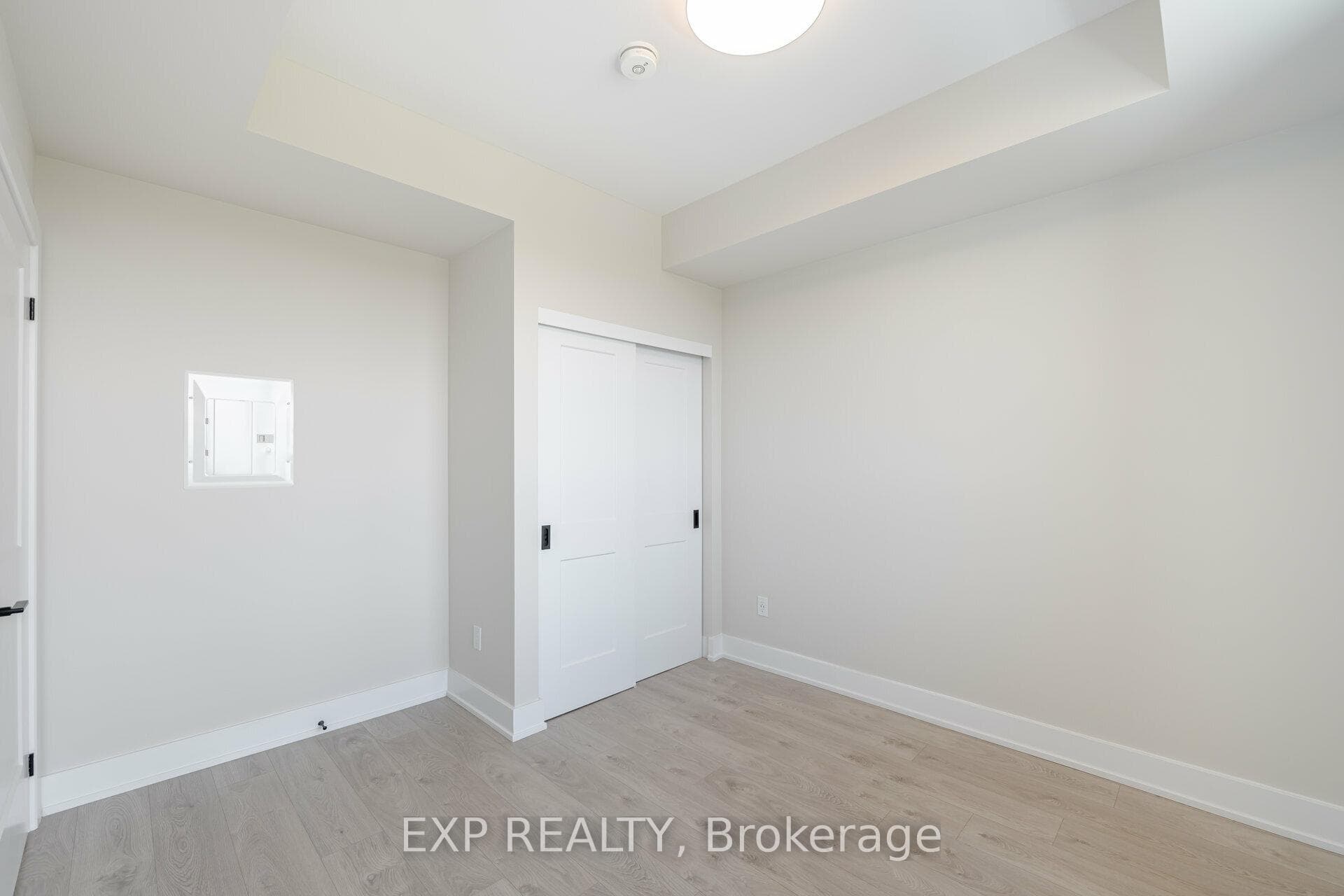 3220 William Coltson Avenue Unit 1109 photo 21