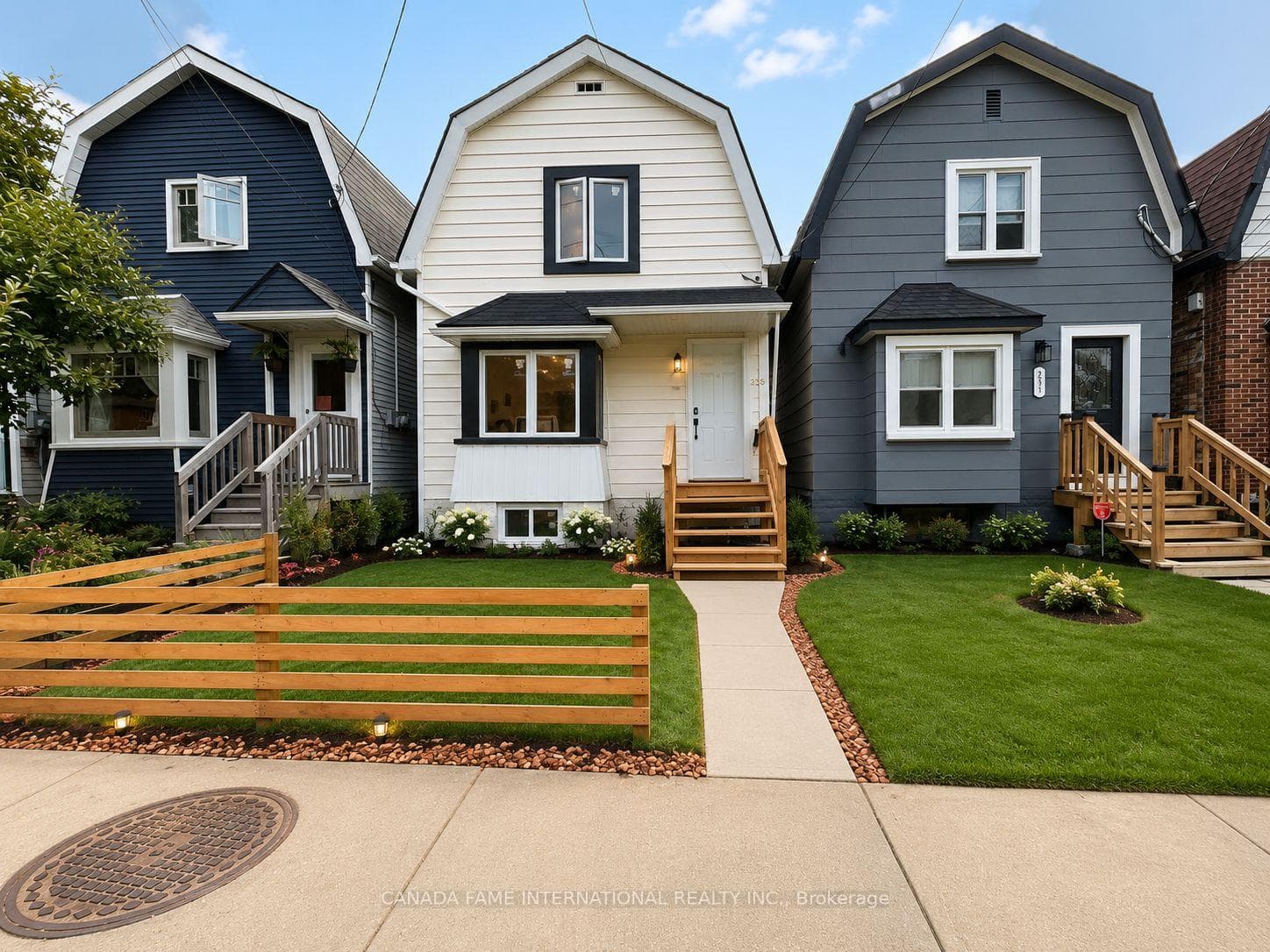 283 Harvie Avenue photo 1