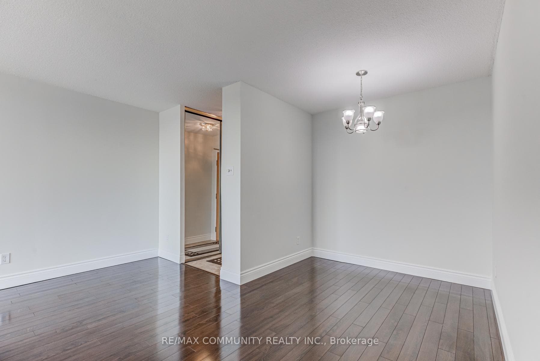 2 Westney Road Unit 705 photo 10