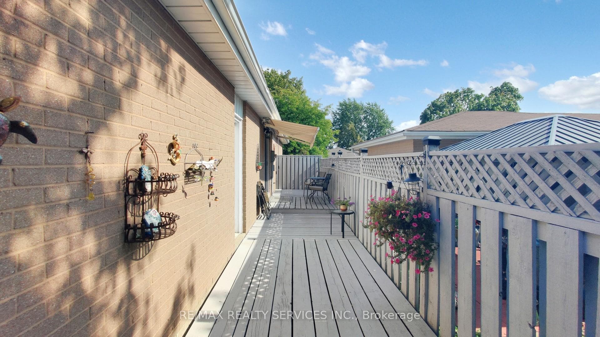 64 Glebe Crescent photo 49