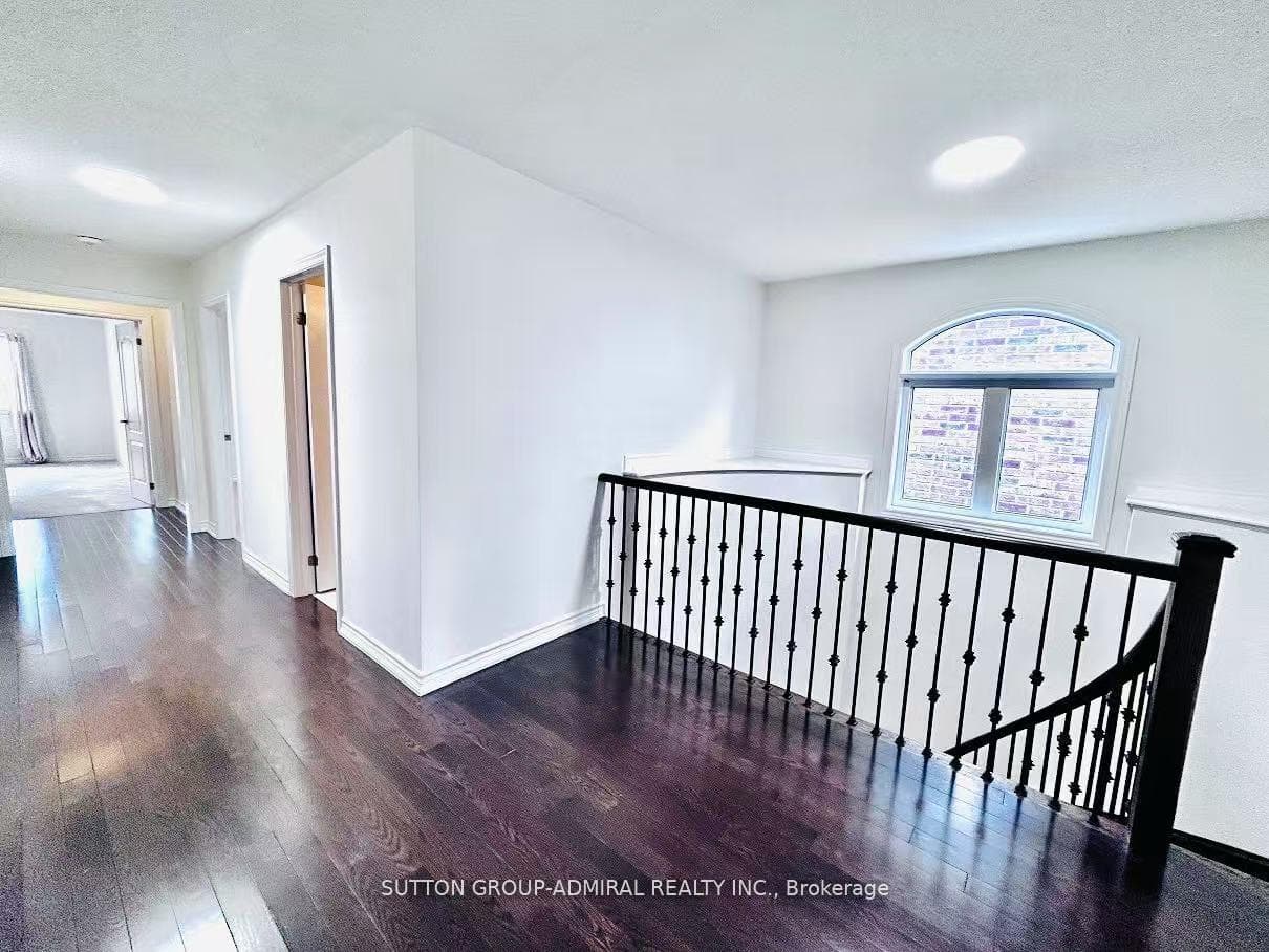 81 Livante Court photo 25