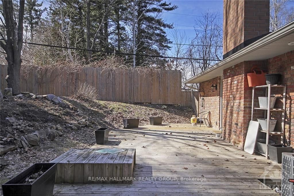 38 FOOTHILLS Drive photo 27