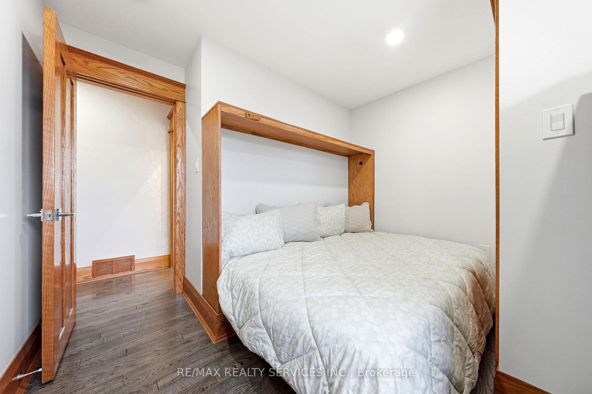 Bedroom has a Murphy Bed which can be included