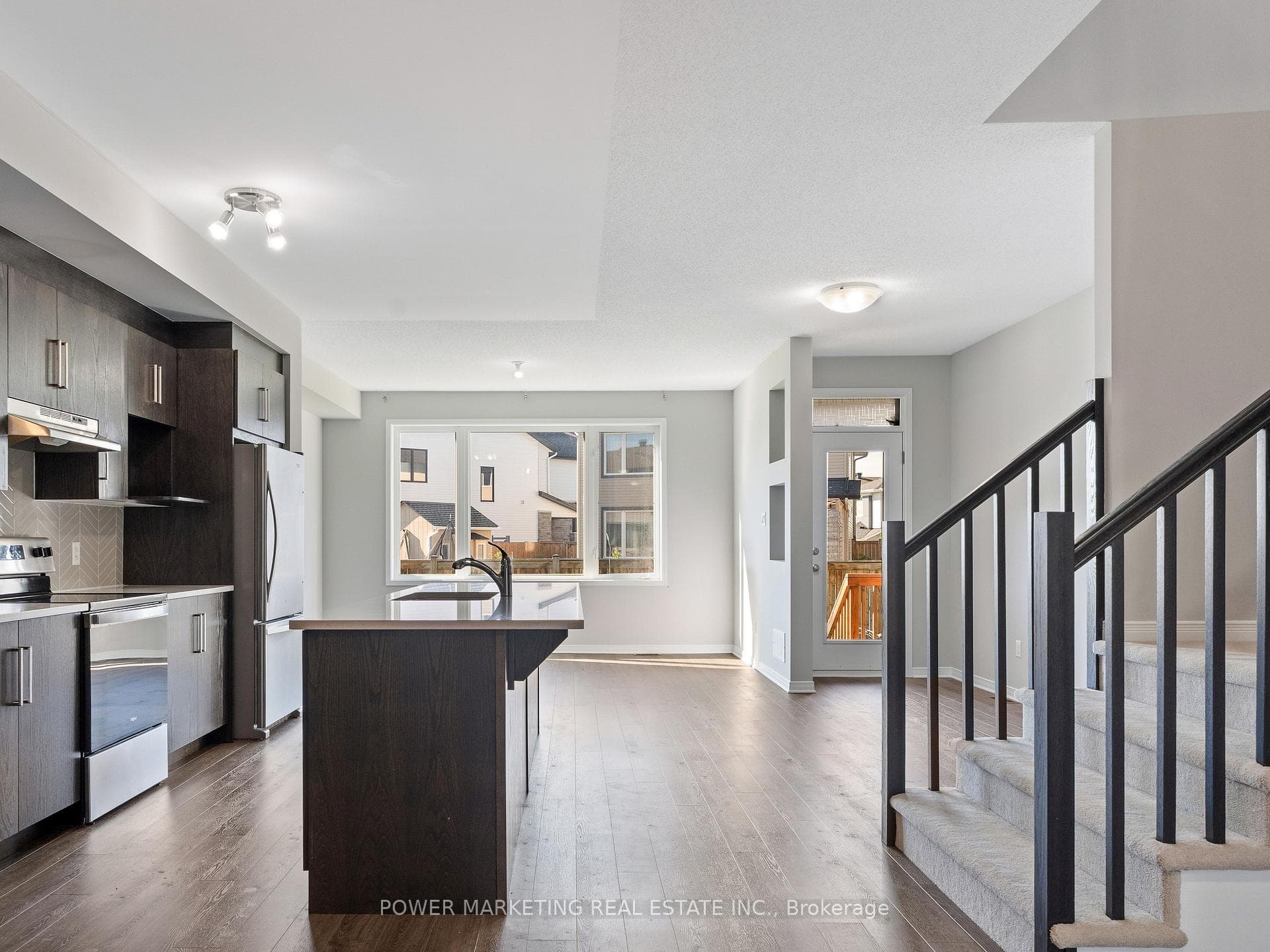 487 COPE Drive photo 5