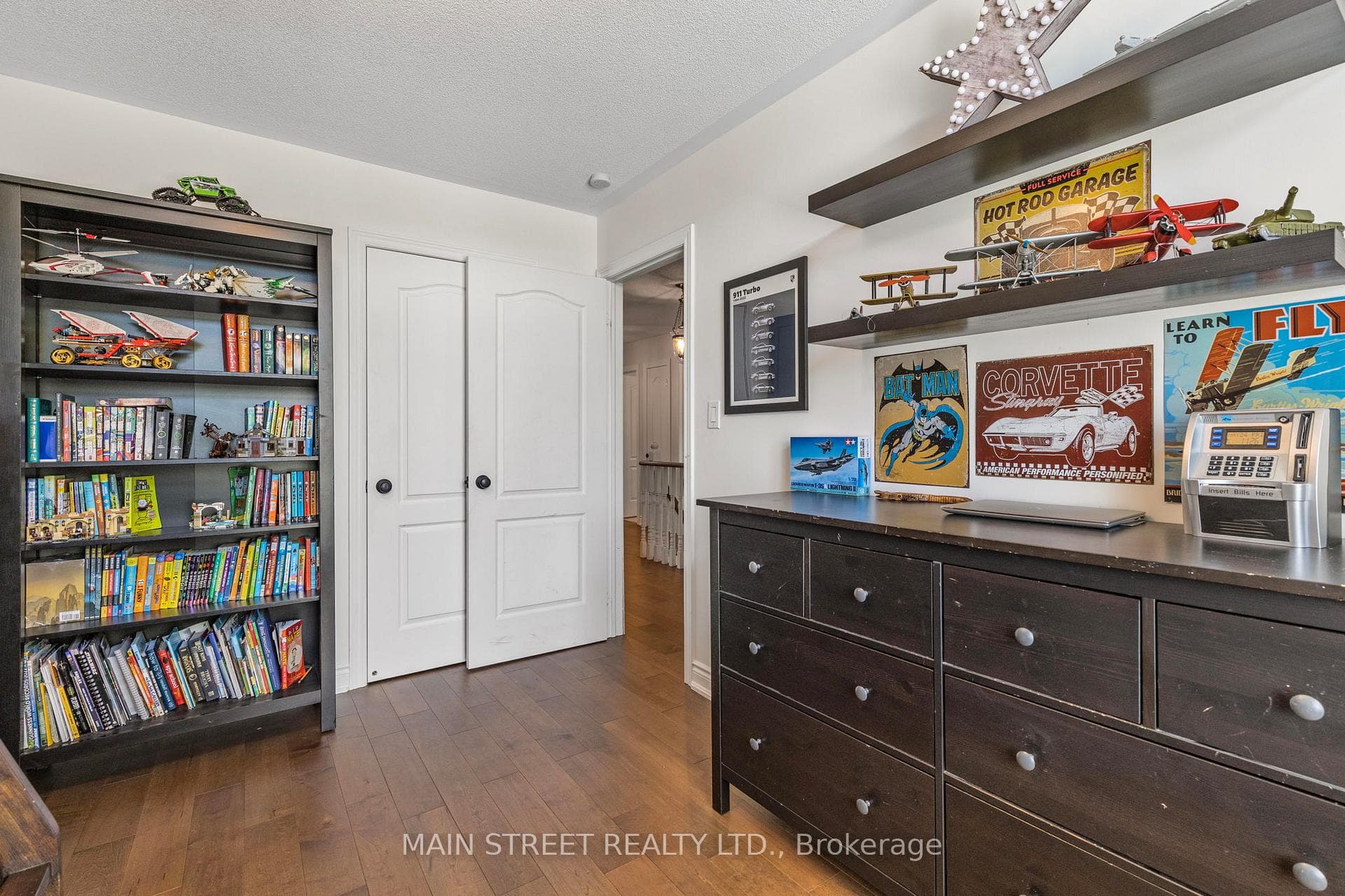 1030 Nellie Little Crescent photo 30