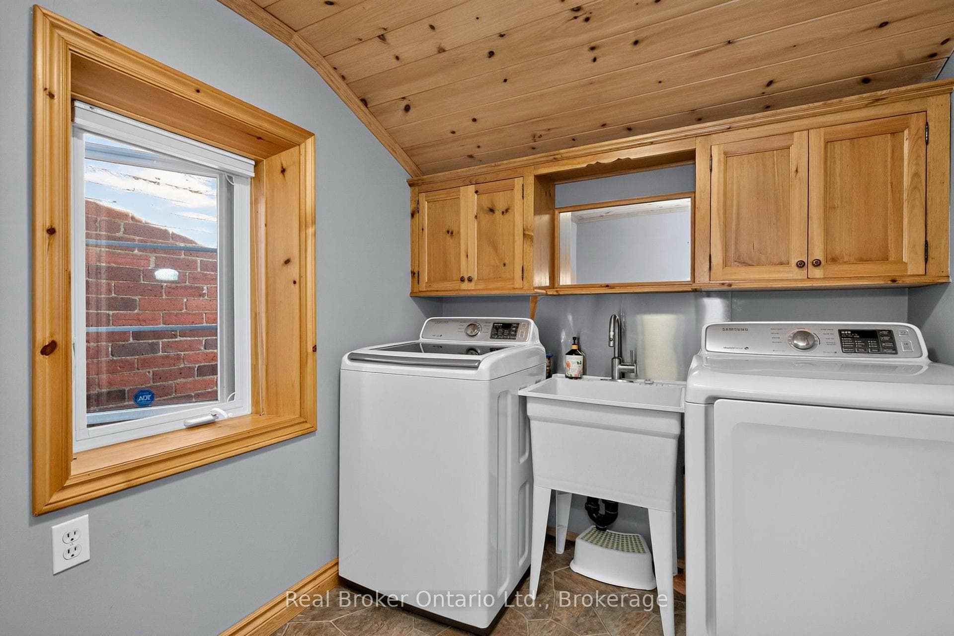 17 Peel Street photo 17